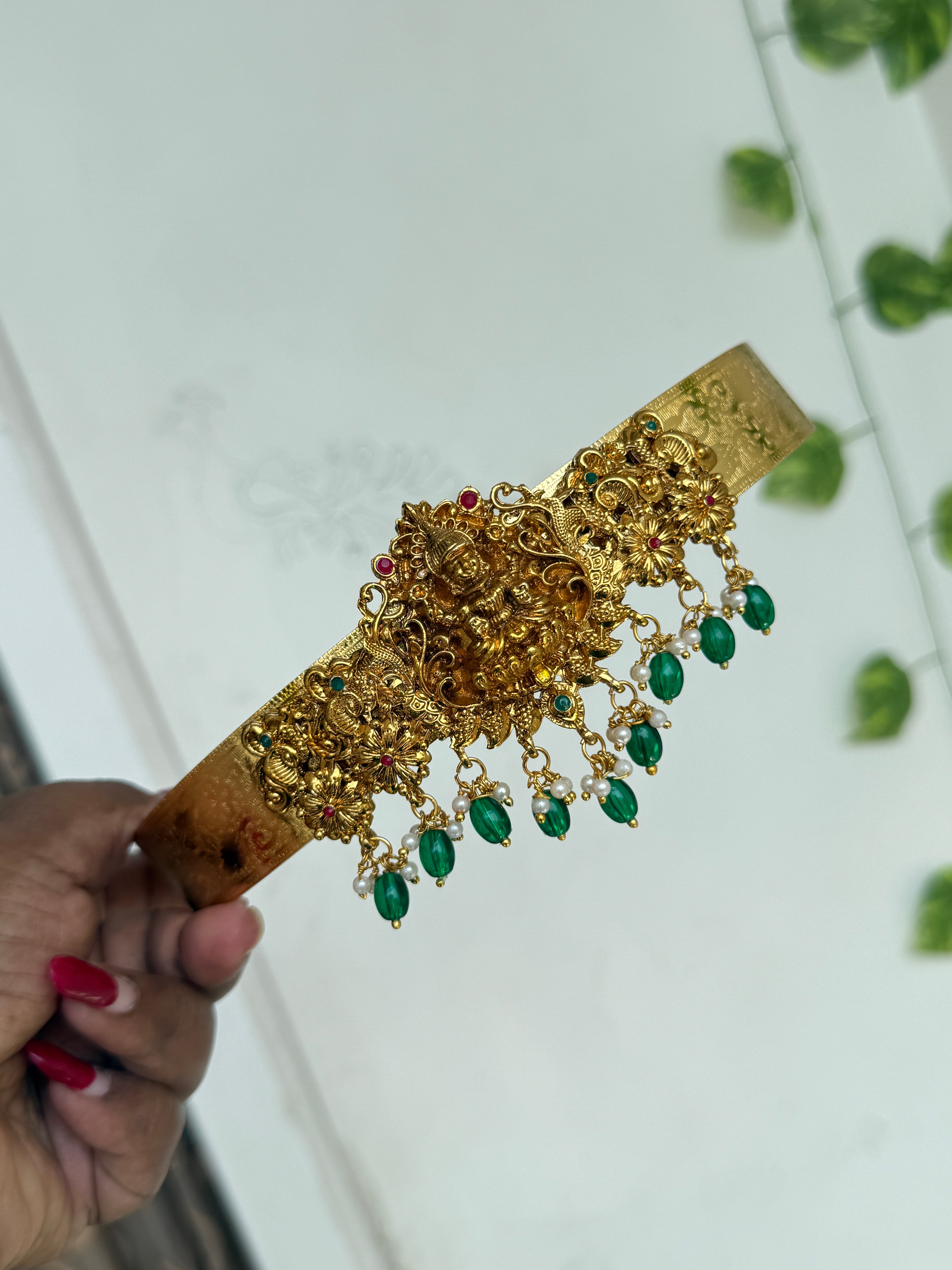 Hb685 lakshmidevi with green beads multi small hipbelt