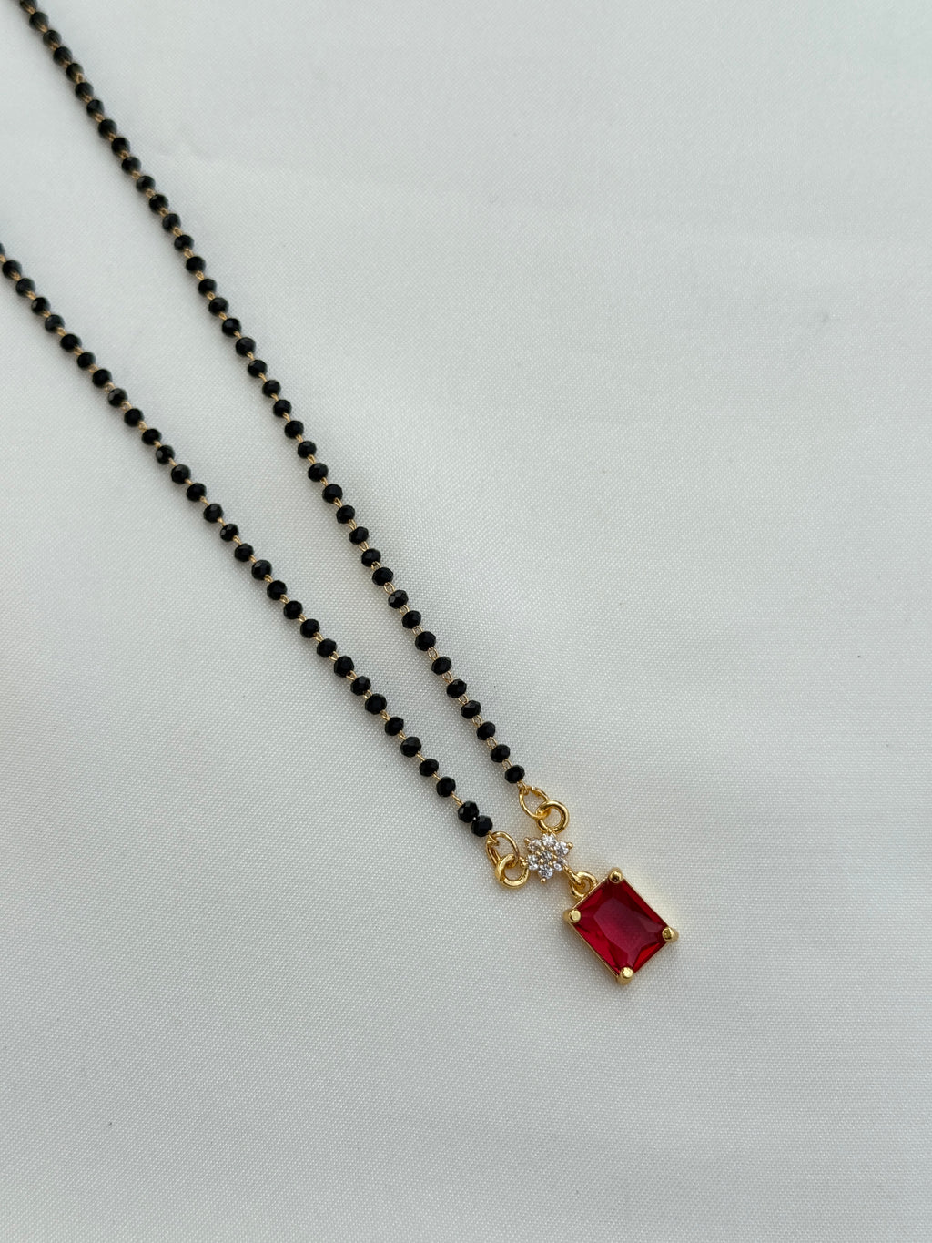 Bb029 single line square short blackbeads