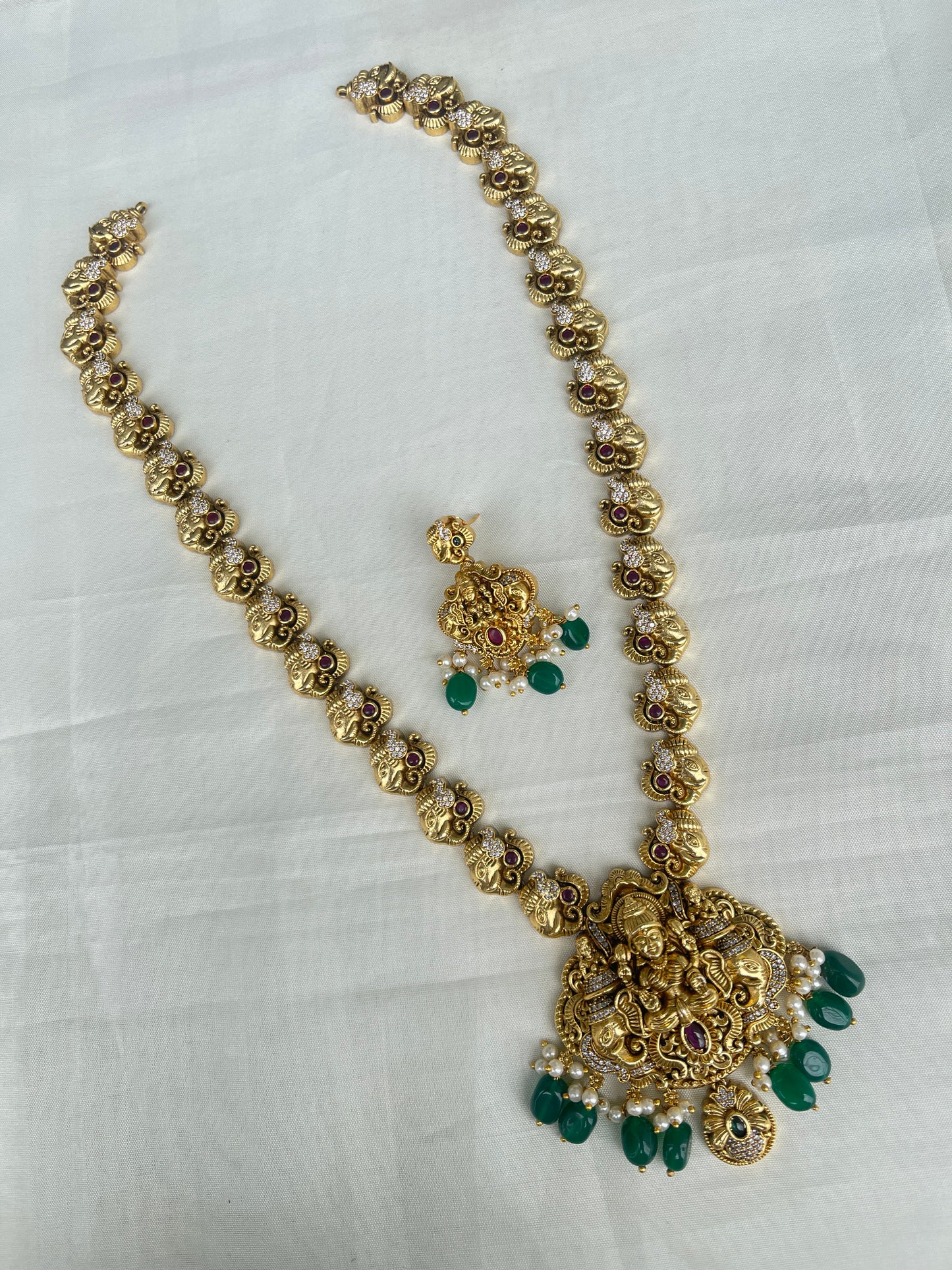 Lh1578 elephant Lakshmi Devi nakshi haram with green beads