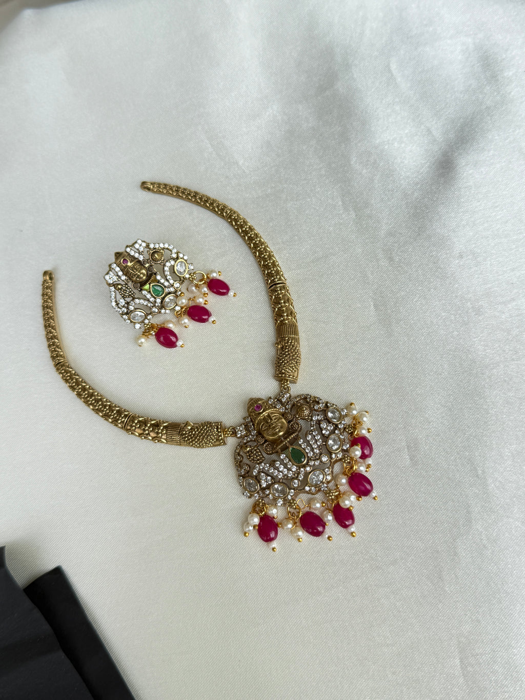 NS427 Lord Venkateshwara Kante Neckset with earrings