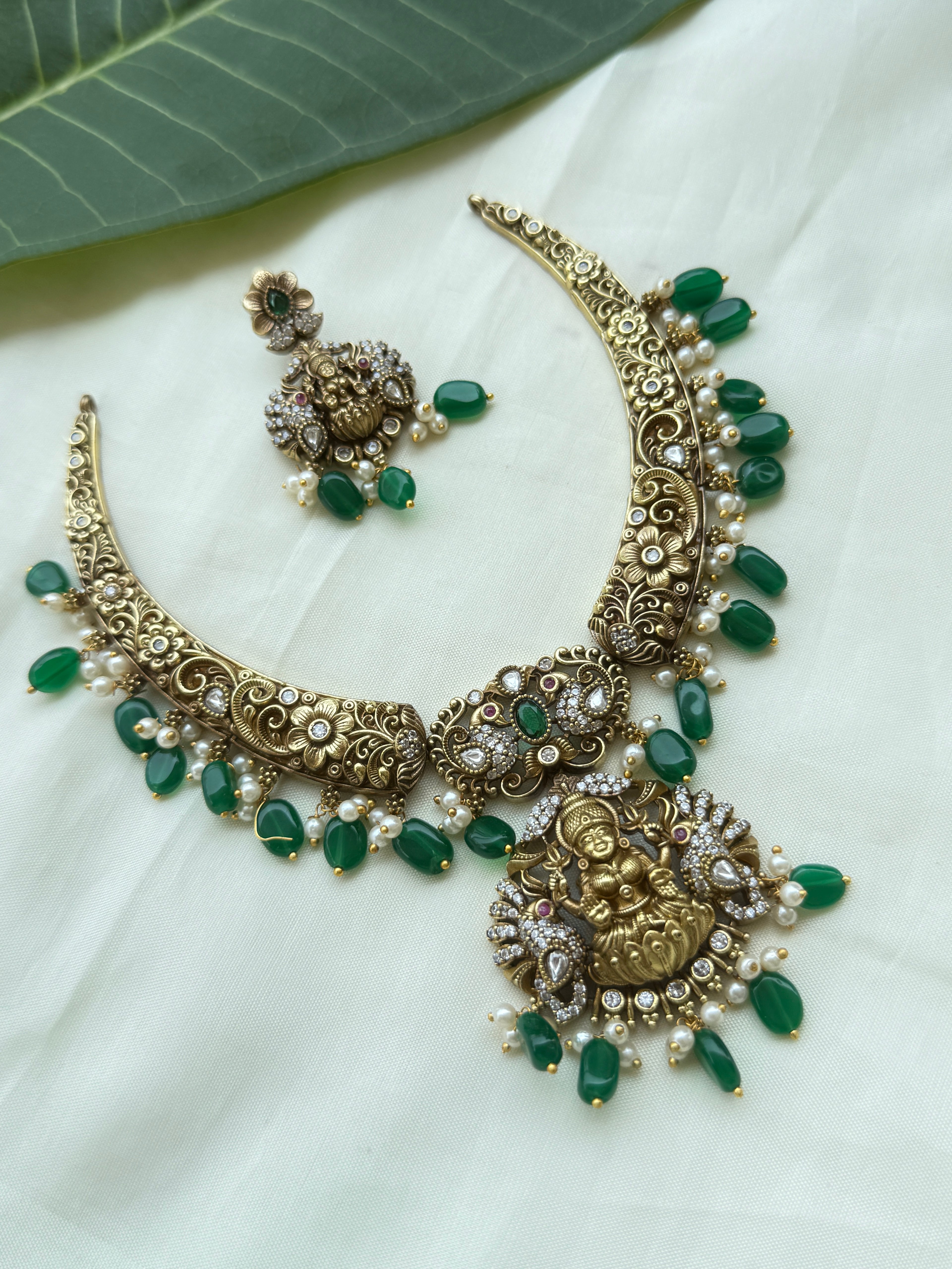 Ns262 lakshmi devi kundan kante