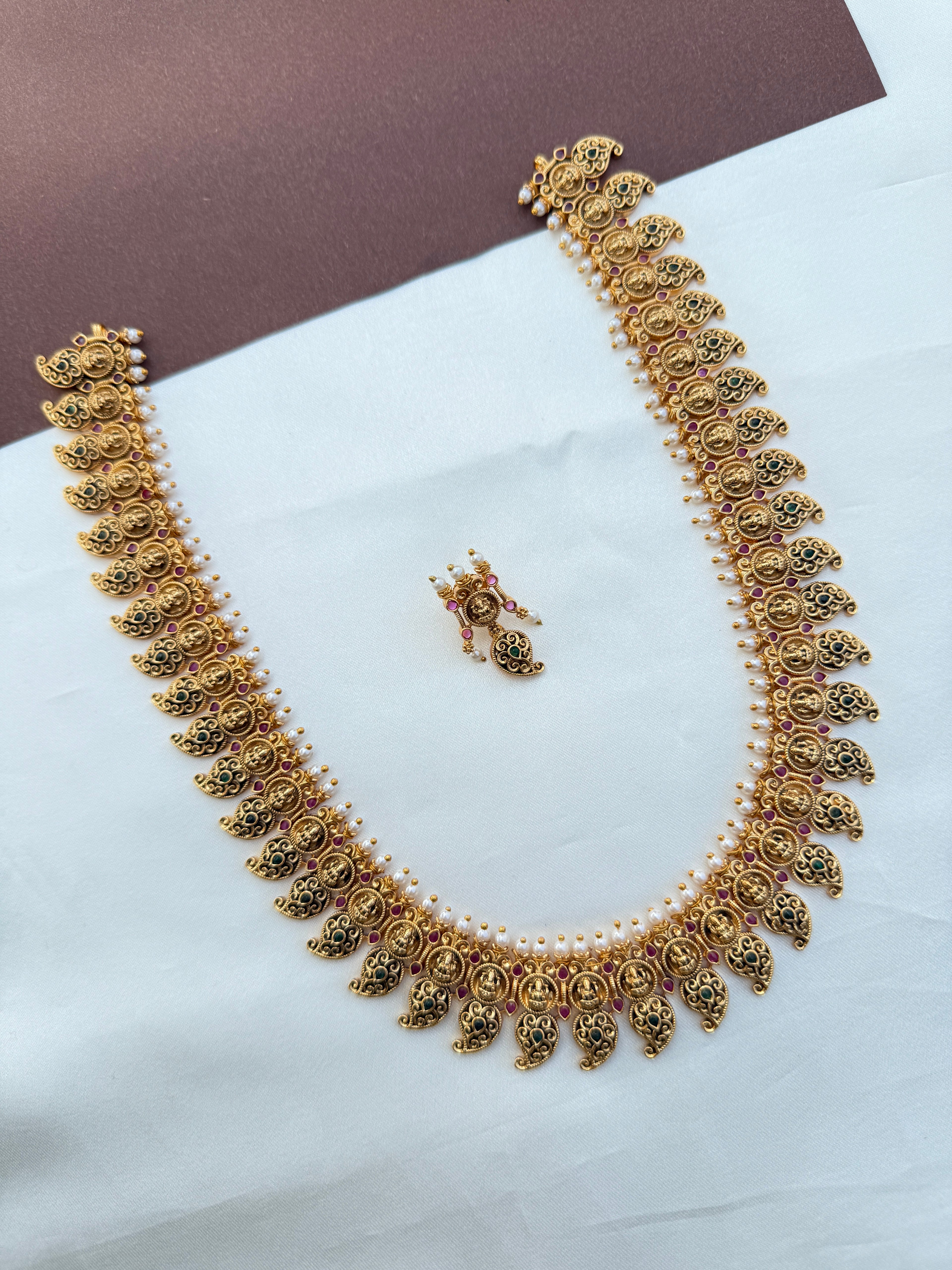 Lh562 antique lakshmi devi mango bottumala 3/4th haram