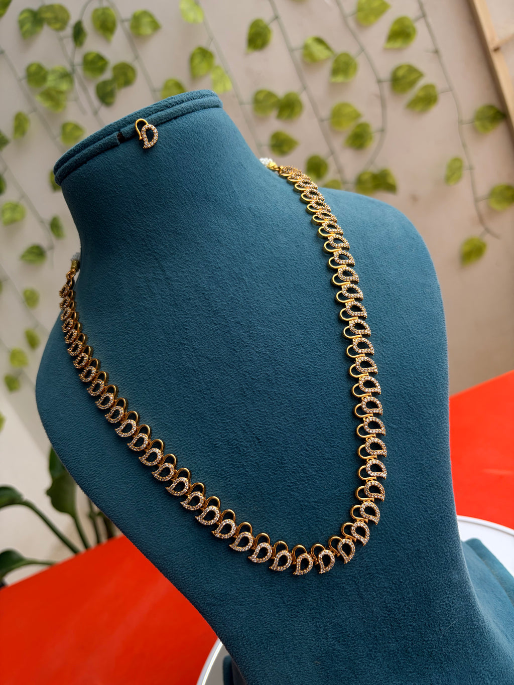 Simple Cz 3/4 Neckset with Earrings Ns939