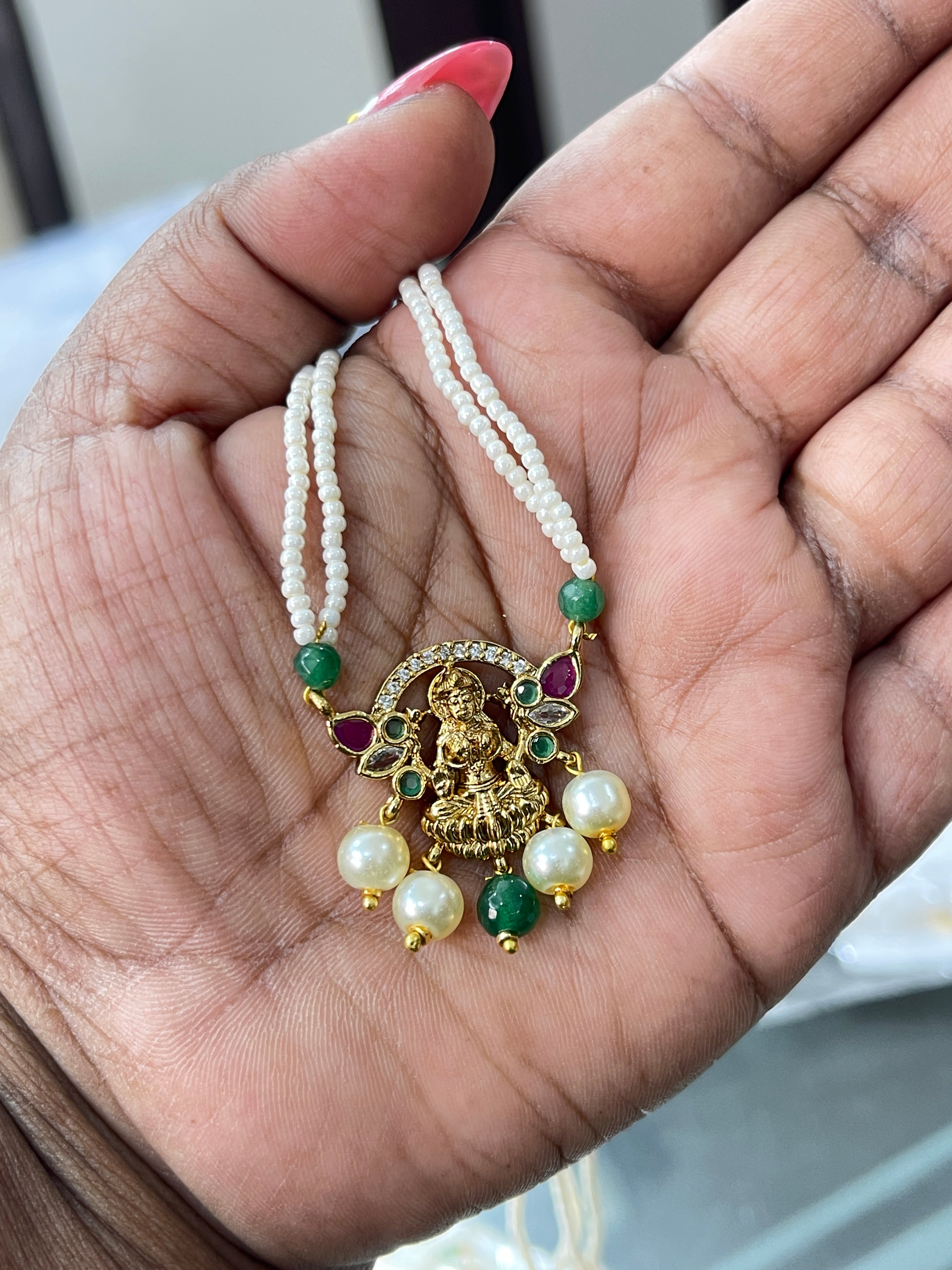 2 lines sugar pearl Lakshmi Devi pendant in ruby and green pc001