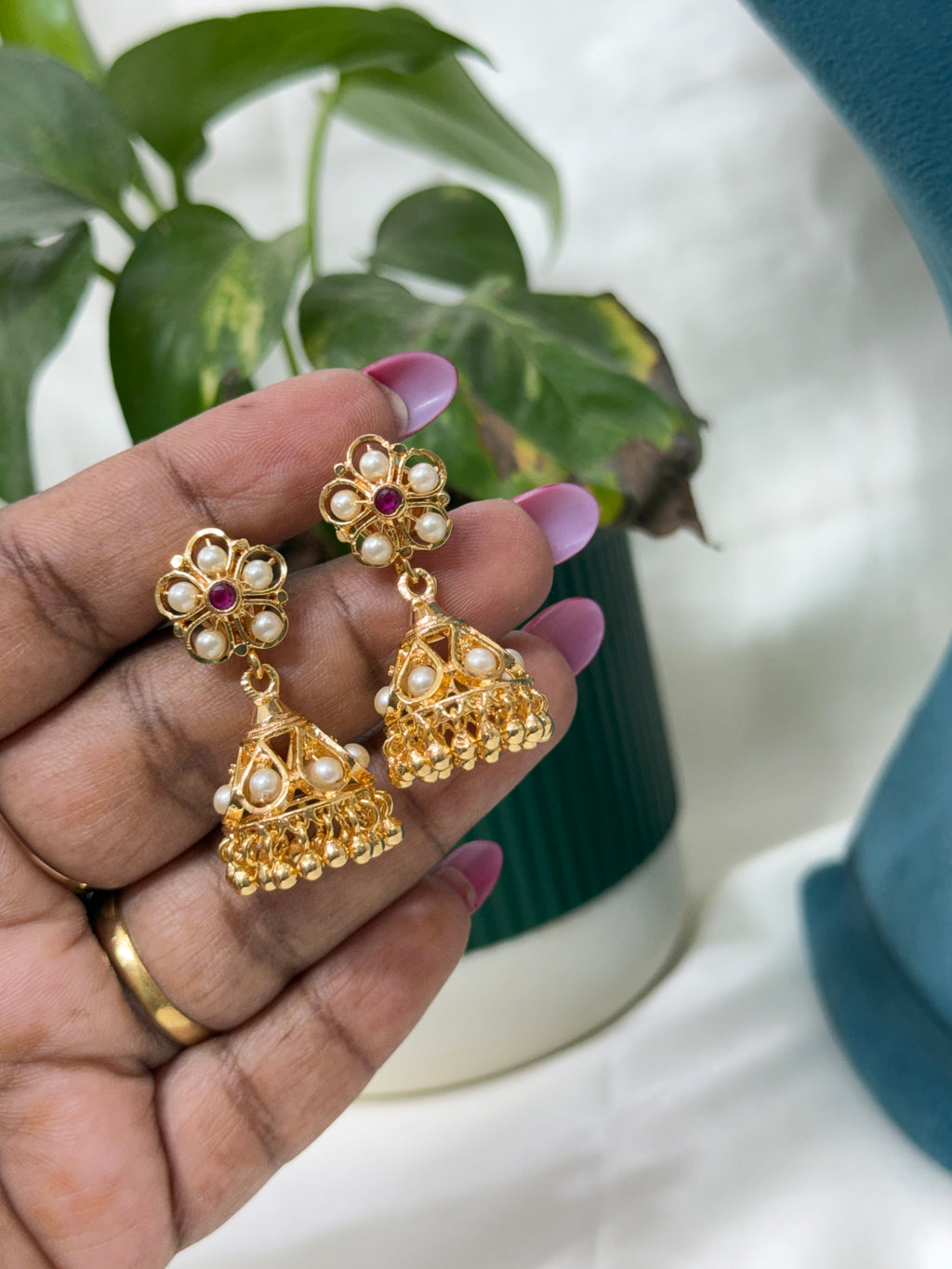 Ph368 panchaloham pearl butta earrings – yuvicollections.com