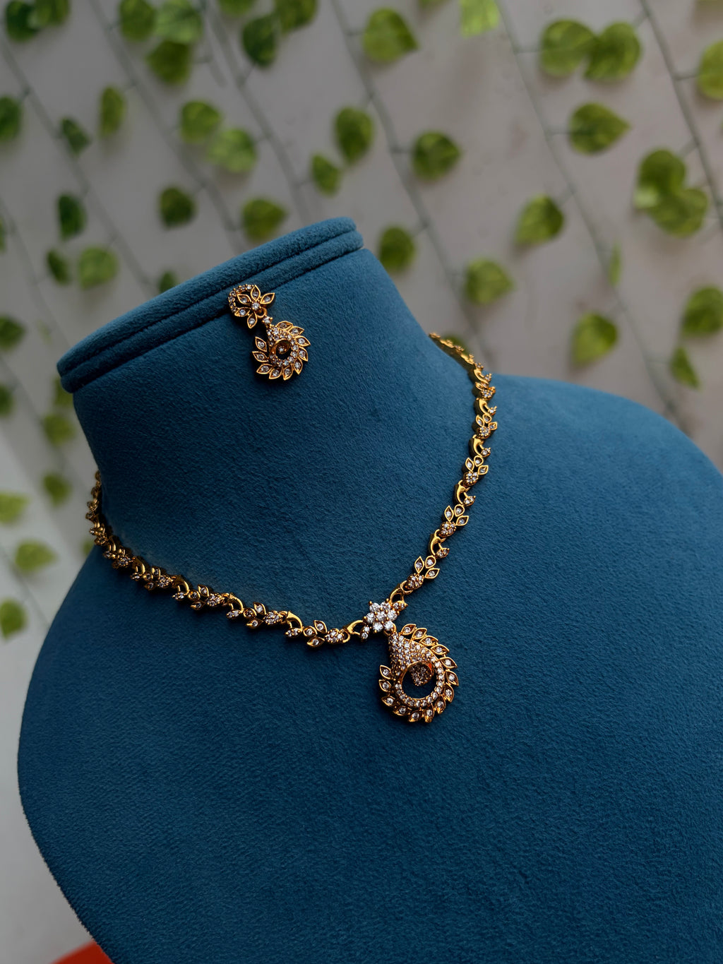 Ns856 Shanku flower leafs short neckset with earrings