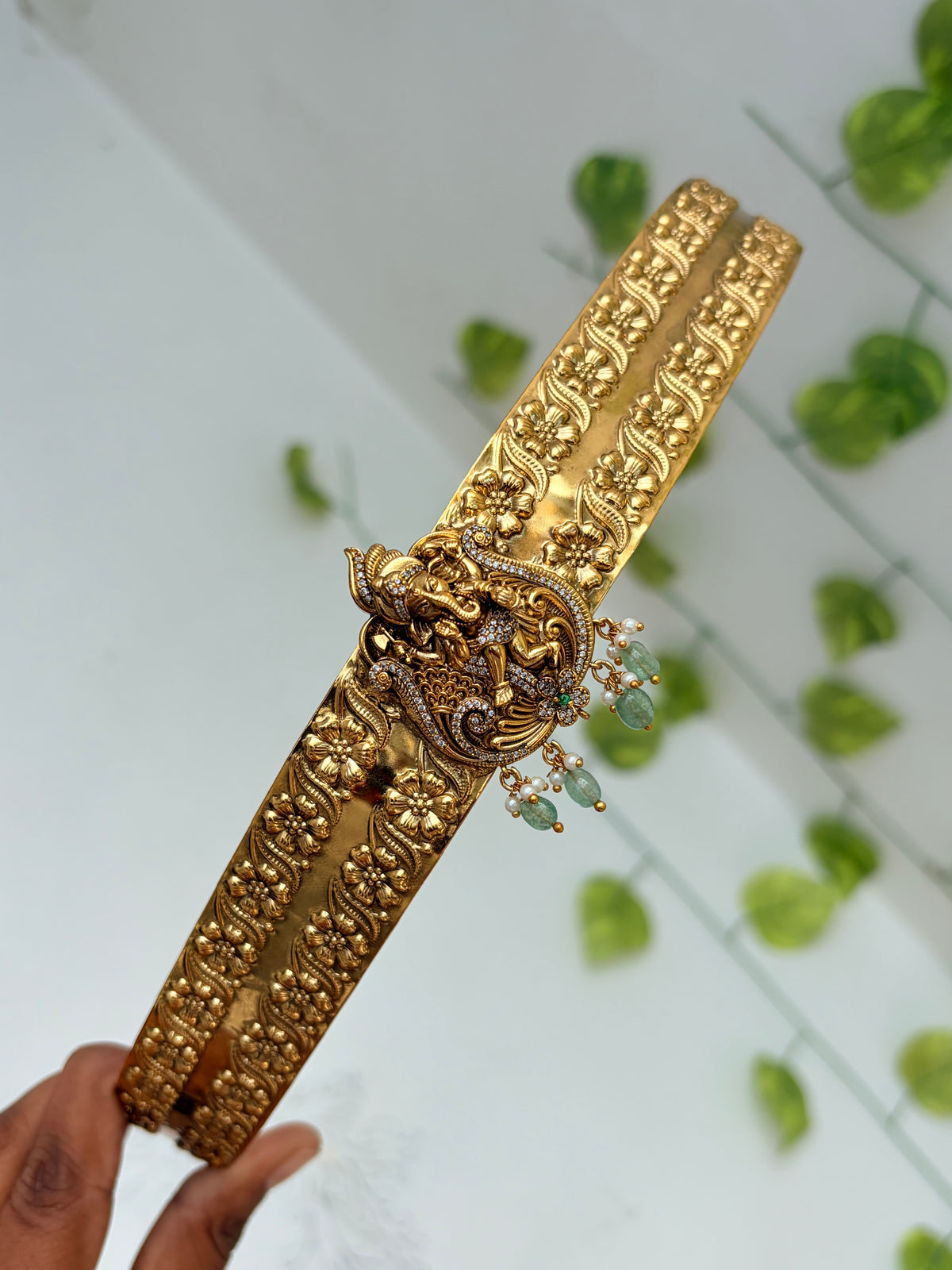 Vinayaka flowers design stones with green beads adults hipbelt hb801