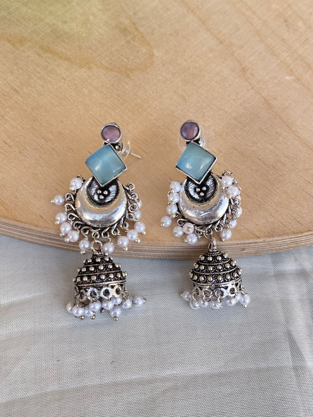 Lightweight chandbutta oxidised pearl hanging earrings