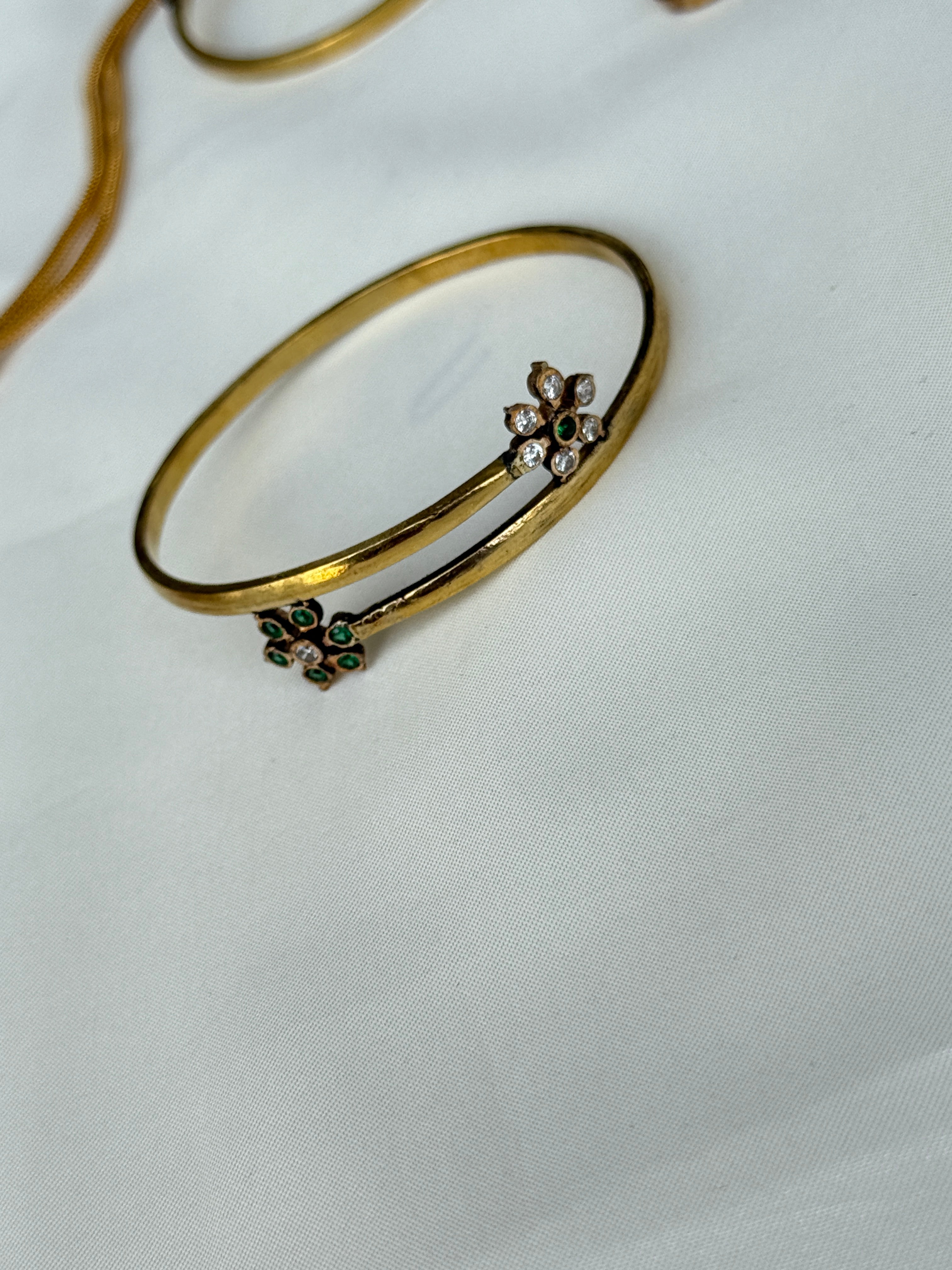 Br528 panchaloham flower kada bangle