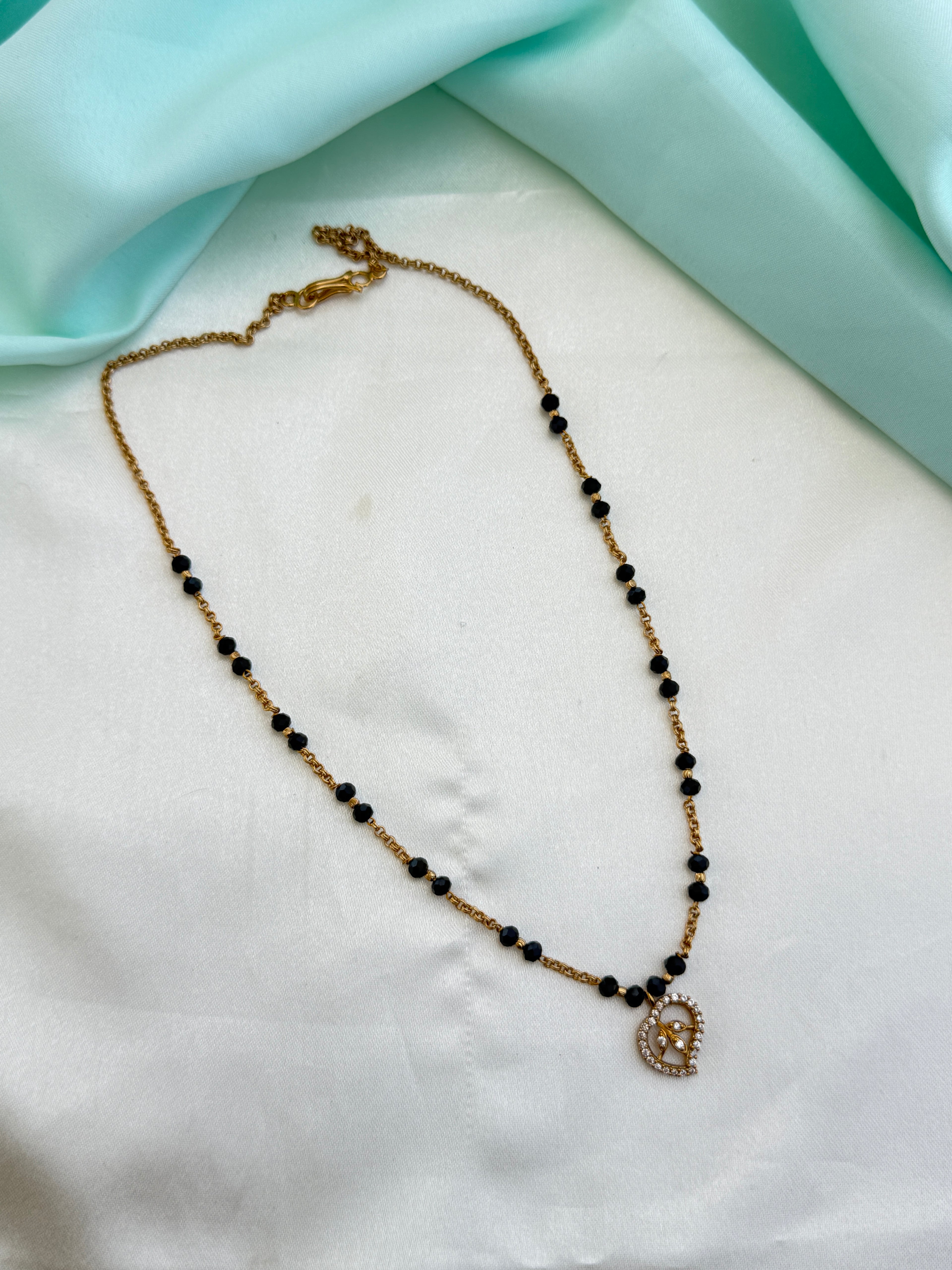 Bb120 18 inches single line crystal blackbeads