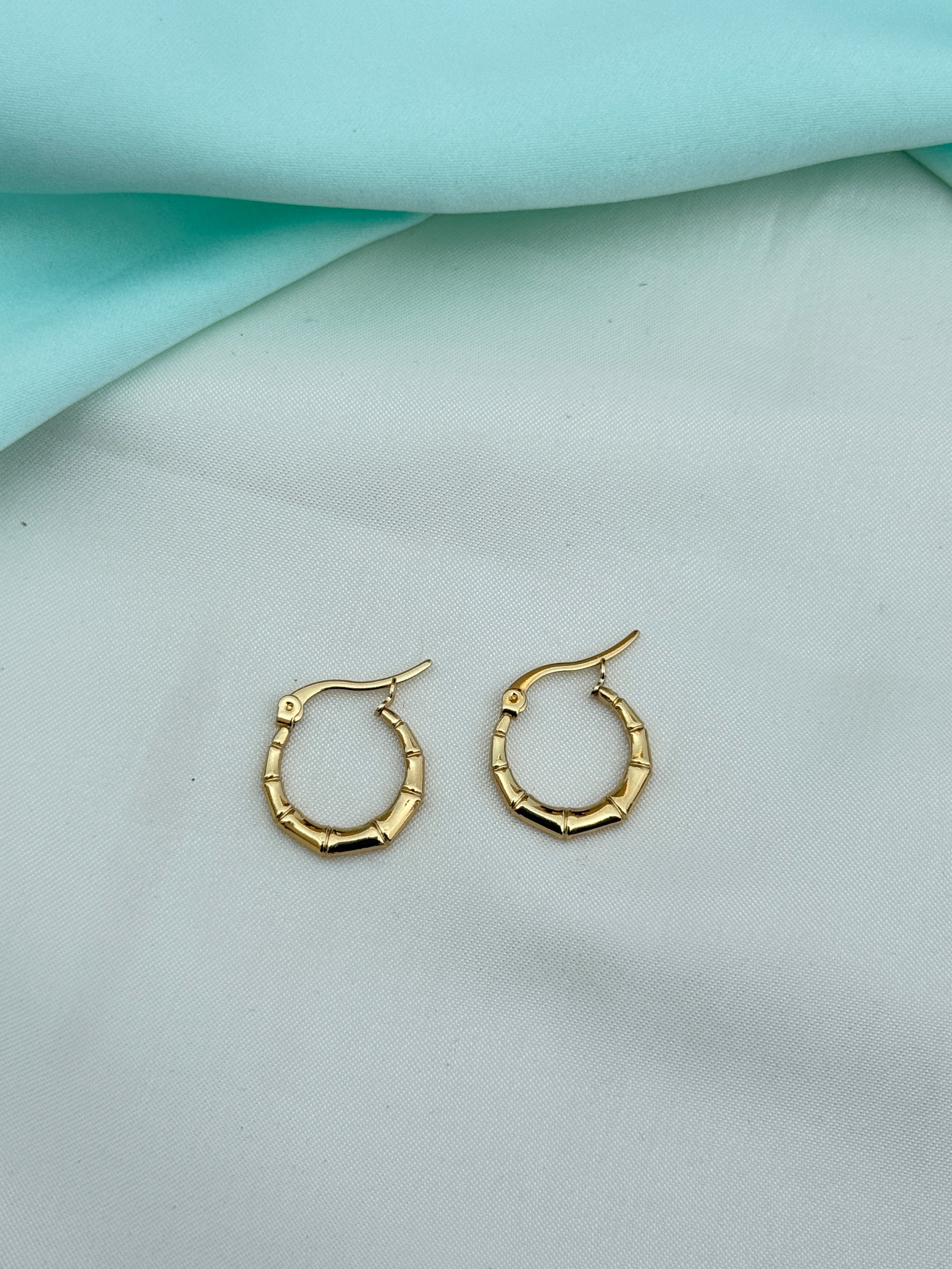 St043 anti tarnish locksystem studs