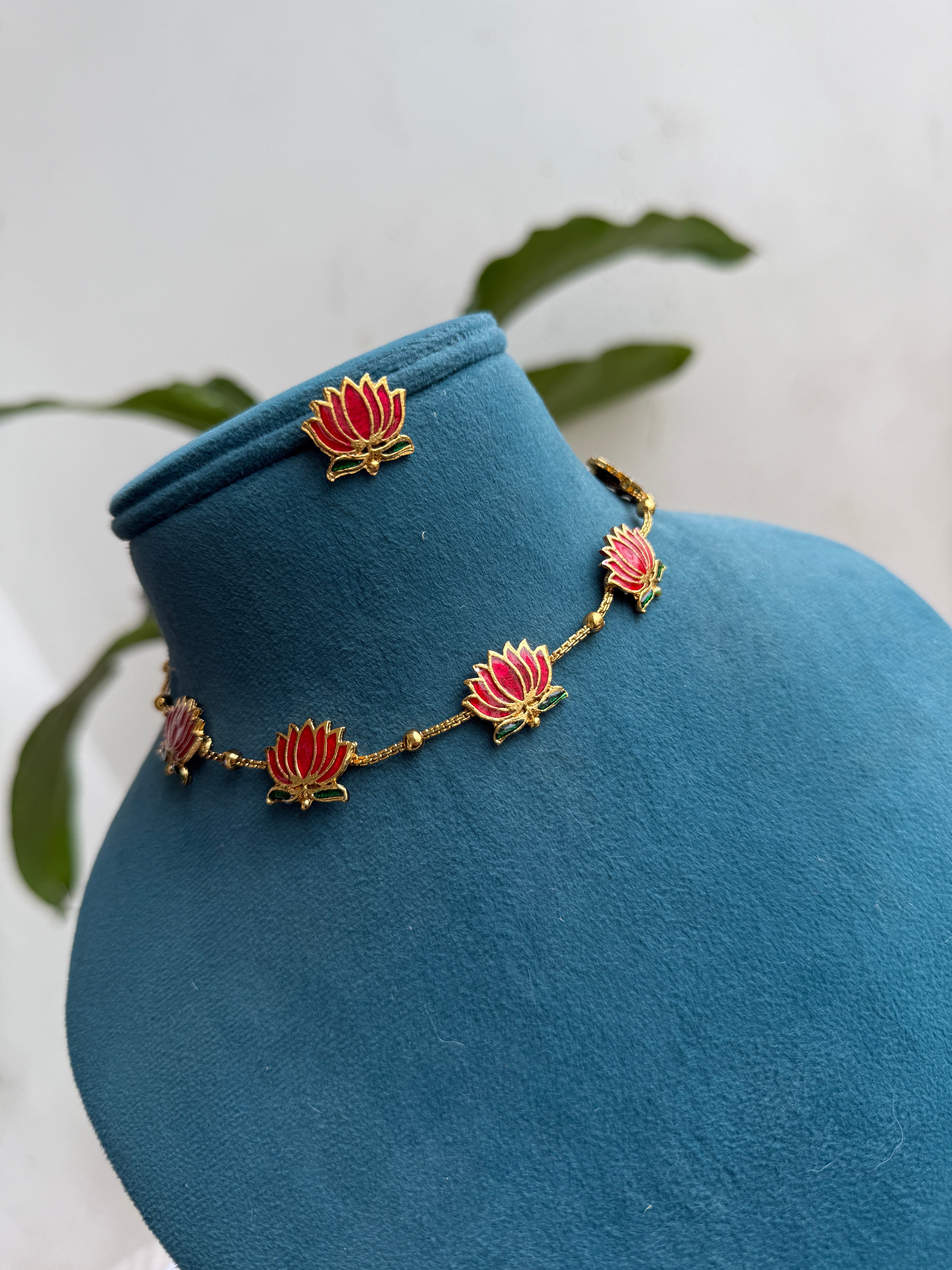 Ns513 lotus budget friendly neckset