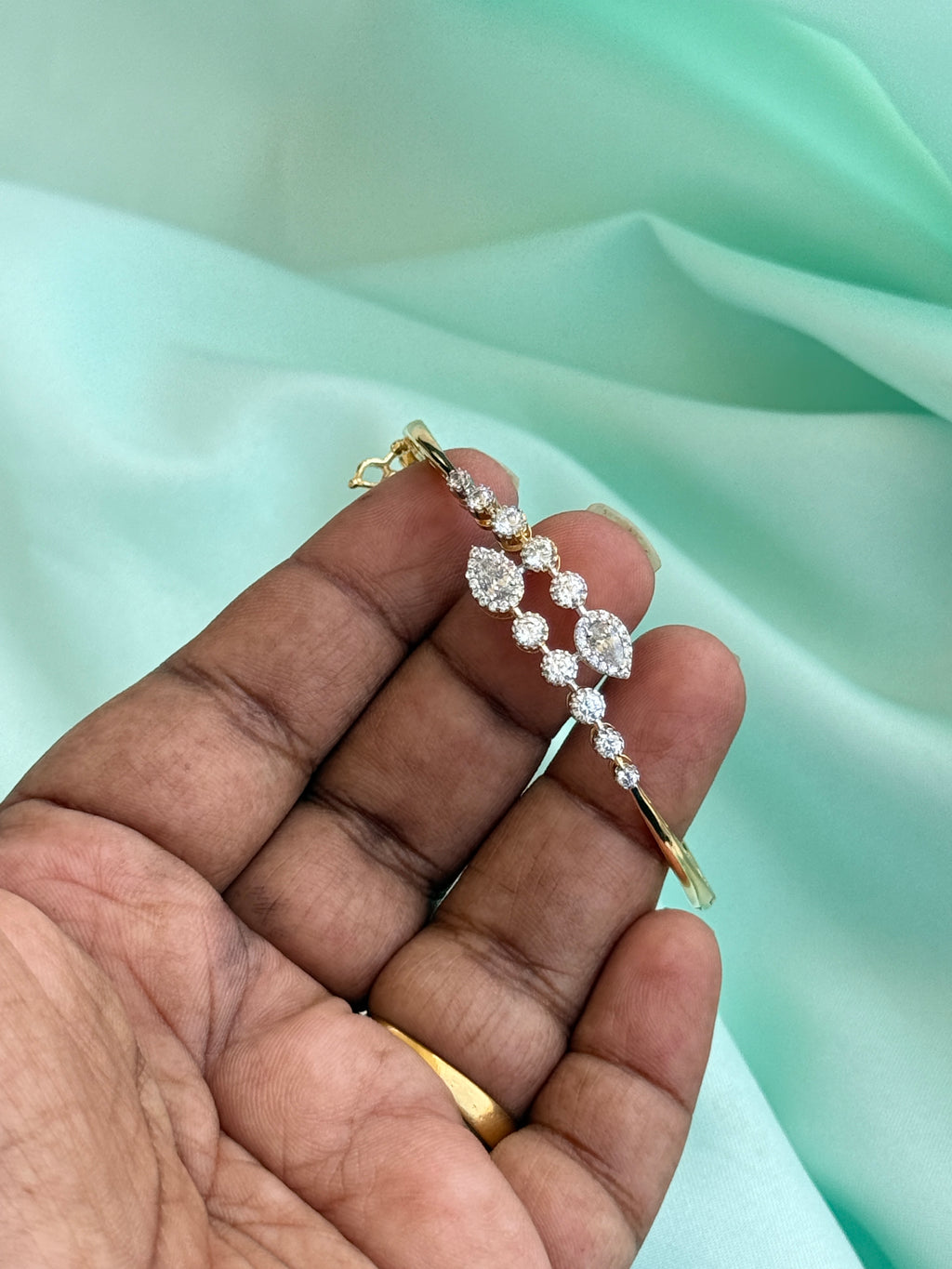 Br540 micro gold 2.0 to 2.2 size openable kids kada bracelet