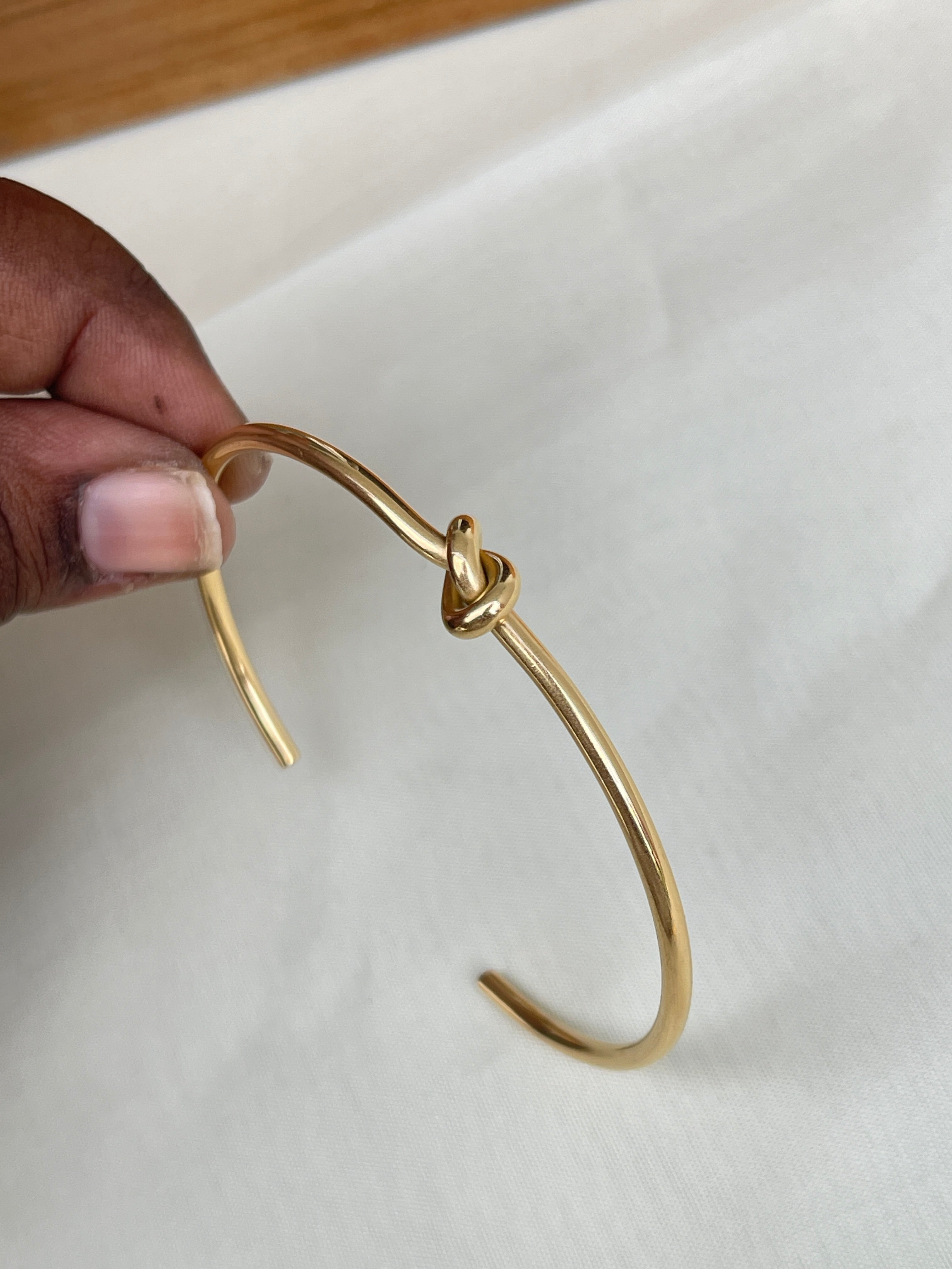 Simple plain bracelet