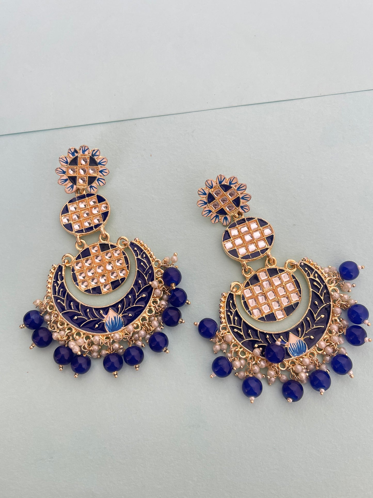 Big chandbali lightweight earrings