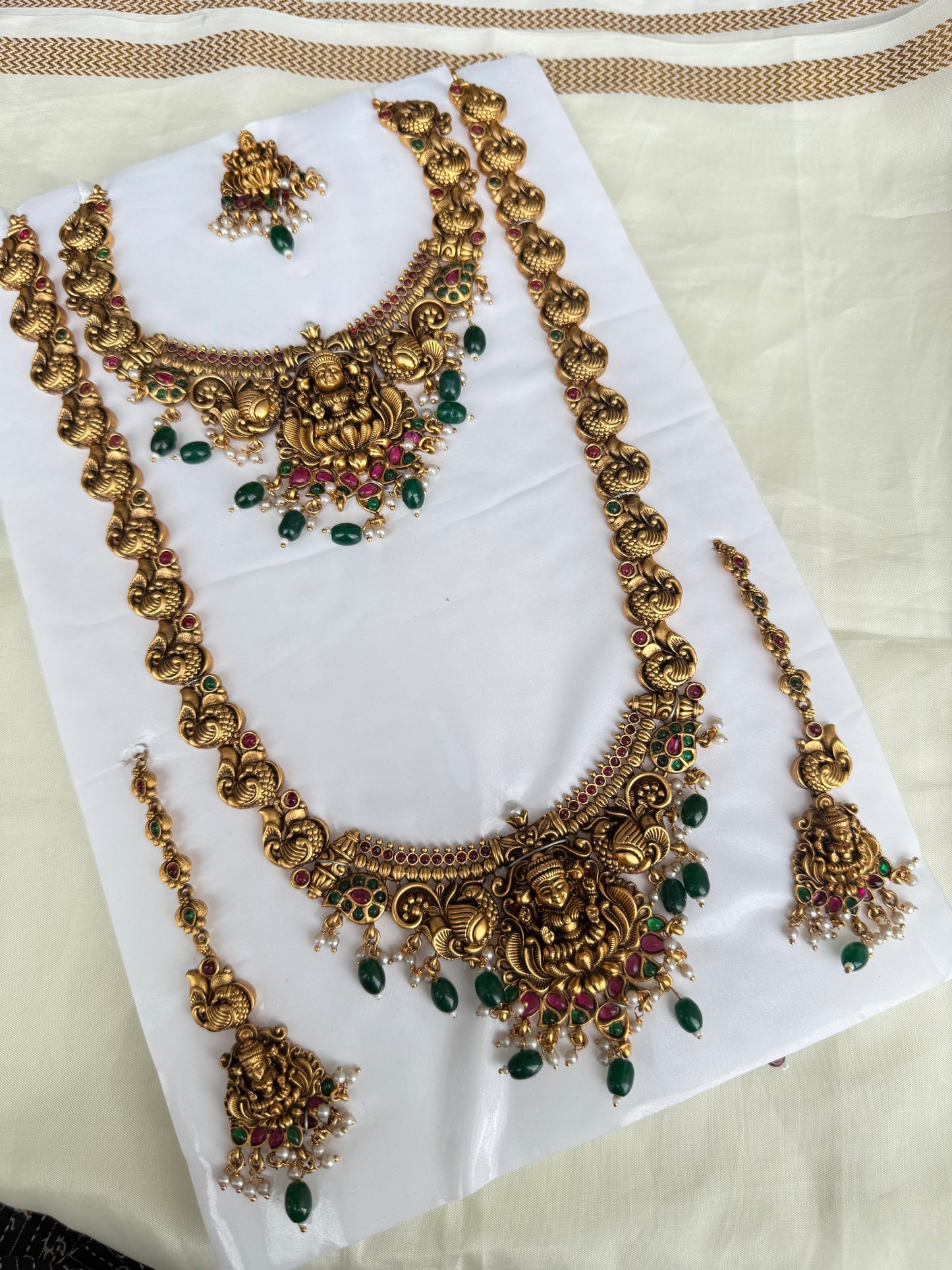 bb238 lakshmidevi bridal set