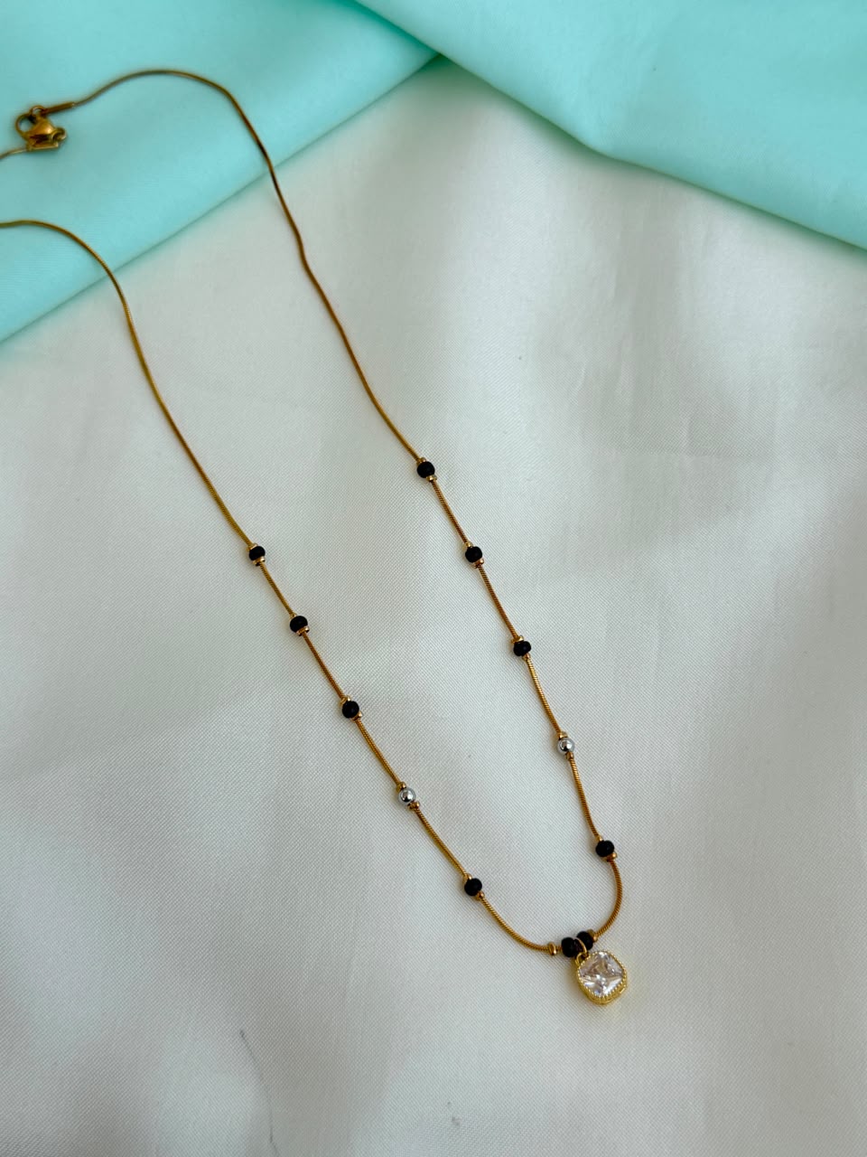 Bb143 micro gold single line 18 inches blackbeads