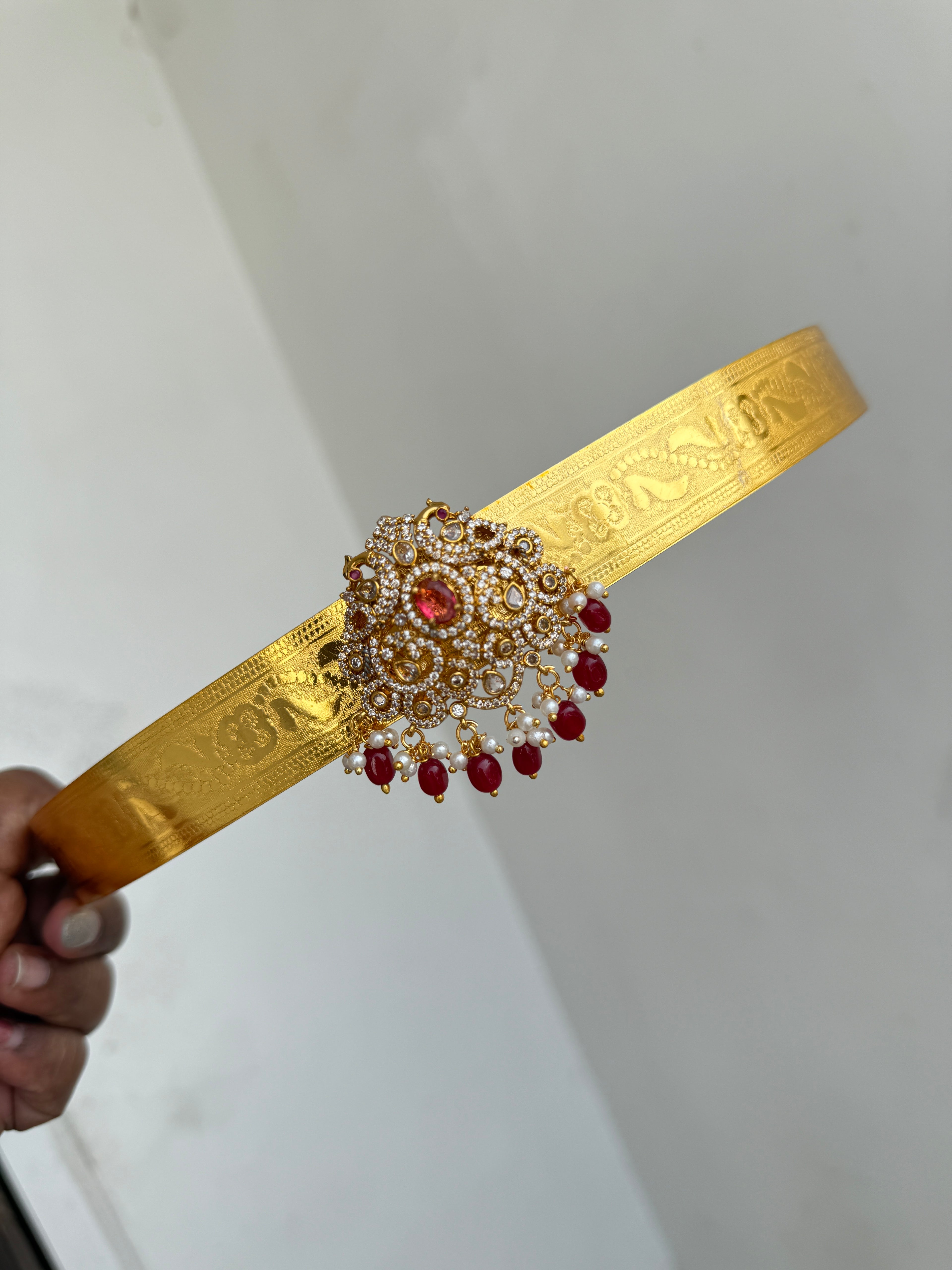 Hb 609 dual peacock adults texture hipbelt with maroon beads