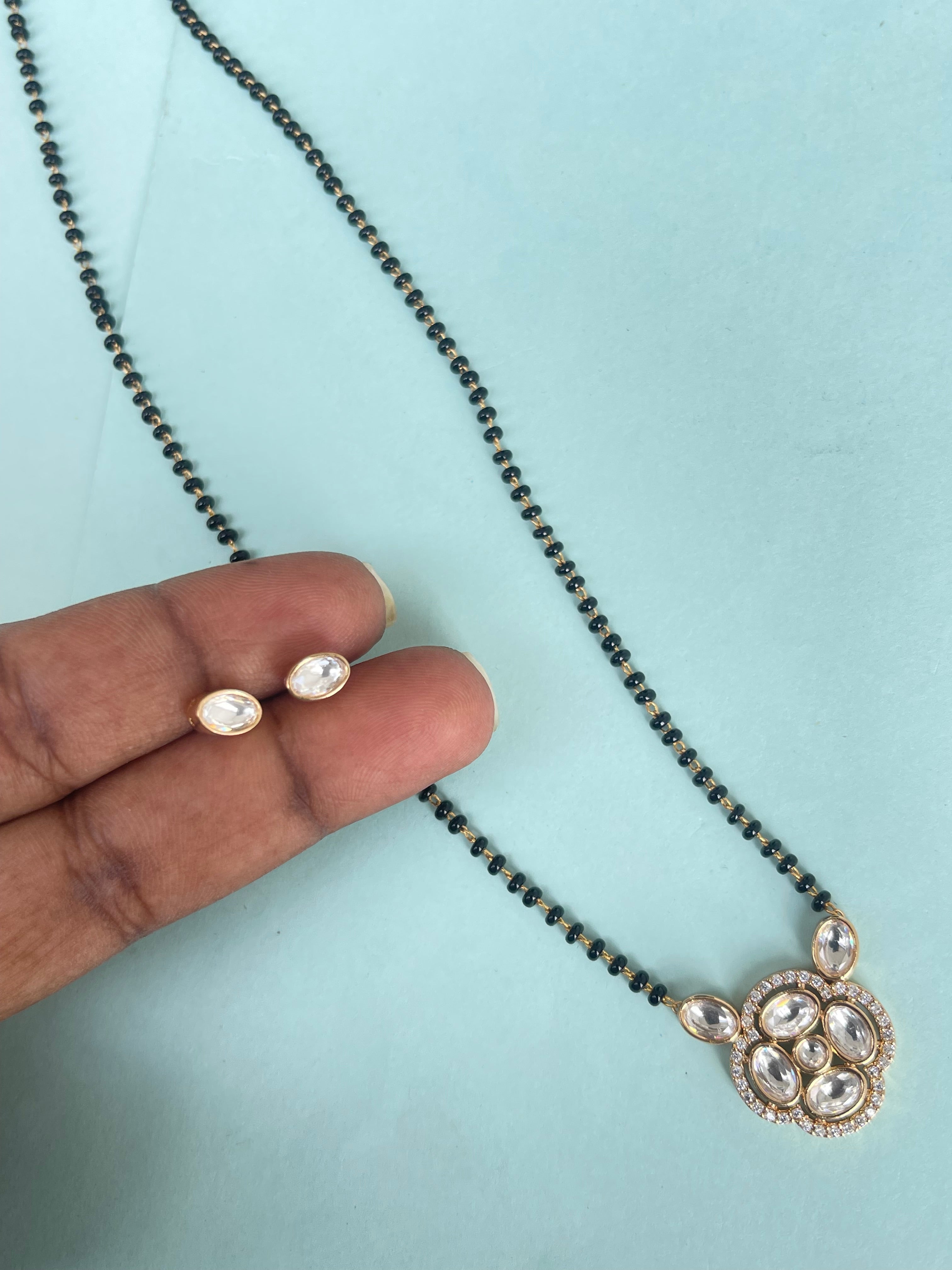 Kundan pendant and earrings single line 18 inches blackbeads bb501