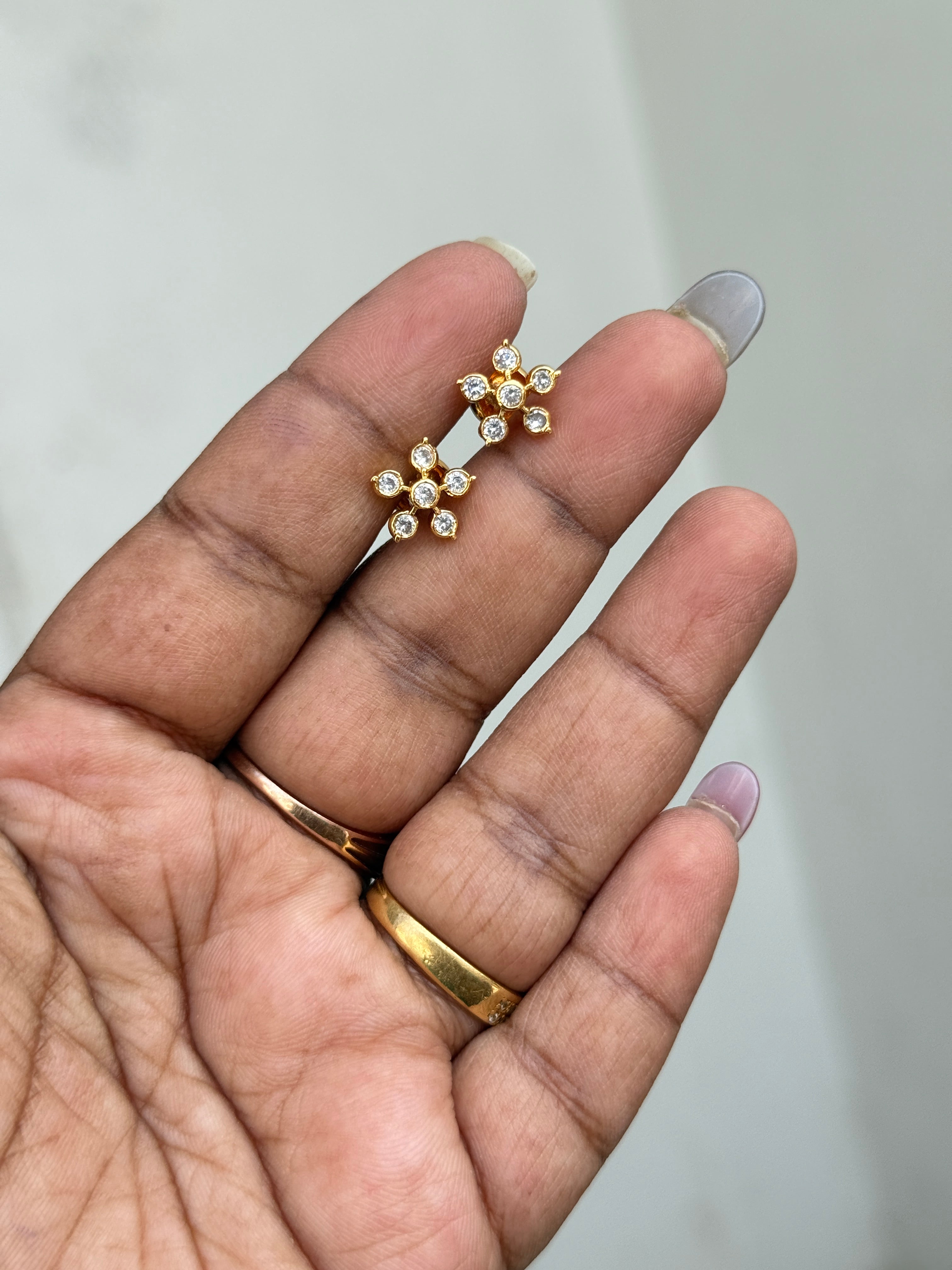 Ph170 panchaloham 7 stone back screw studs suits for kids andd adults