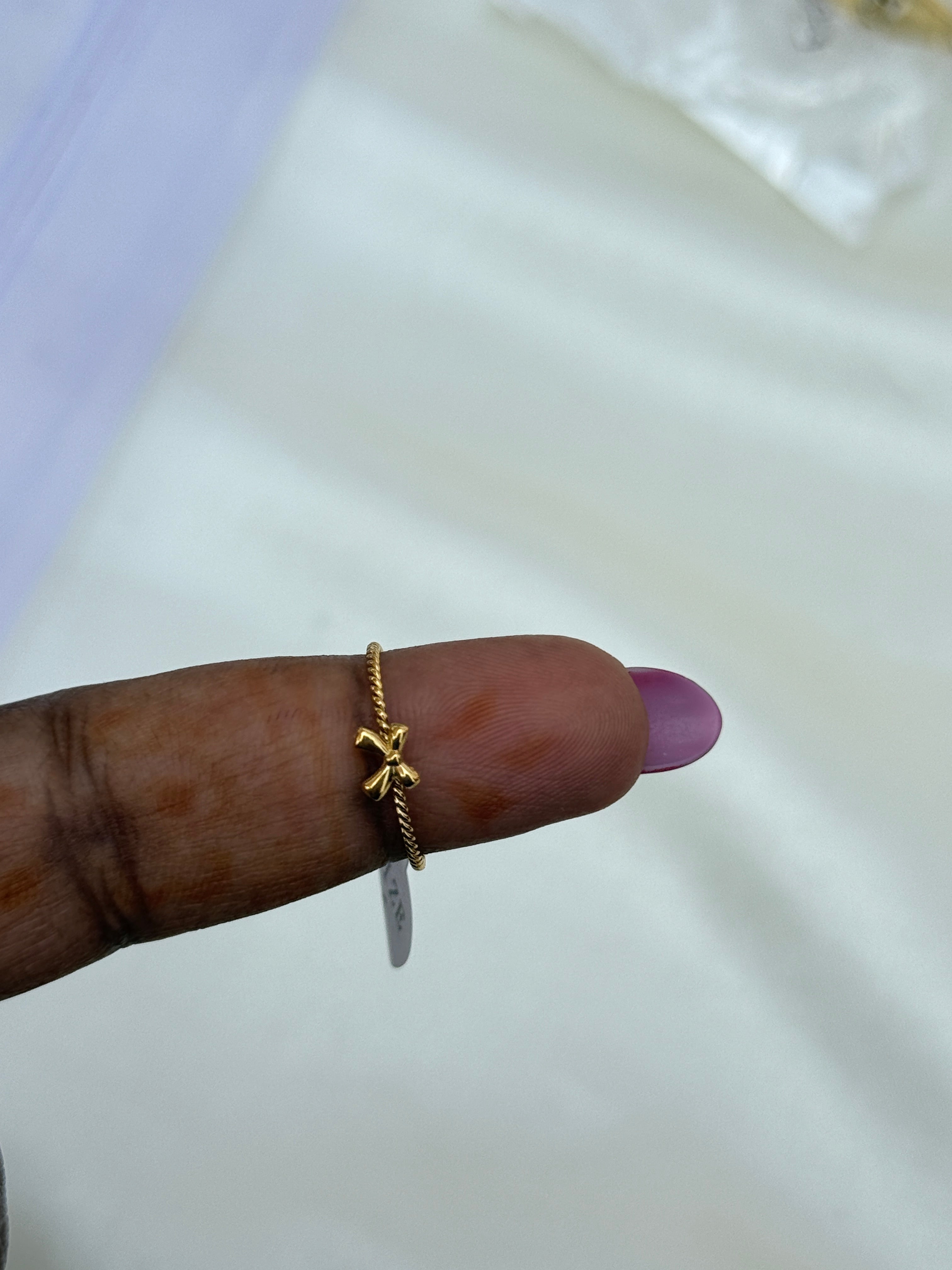 Rg063 anti tarnish bow finger ring