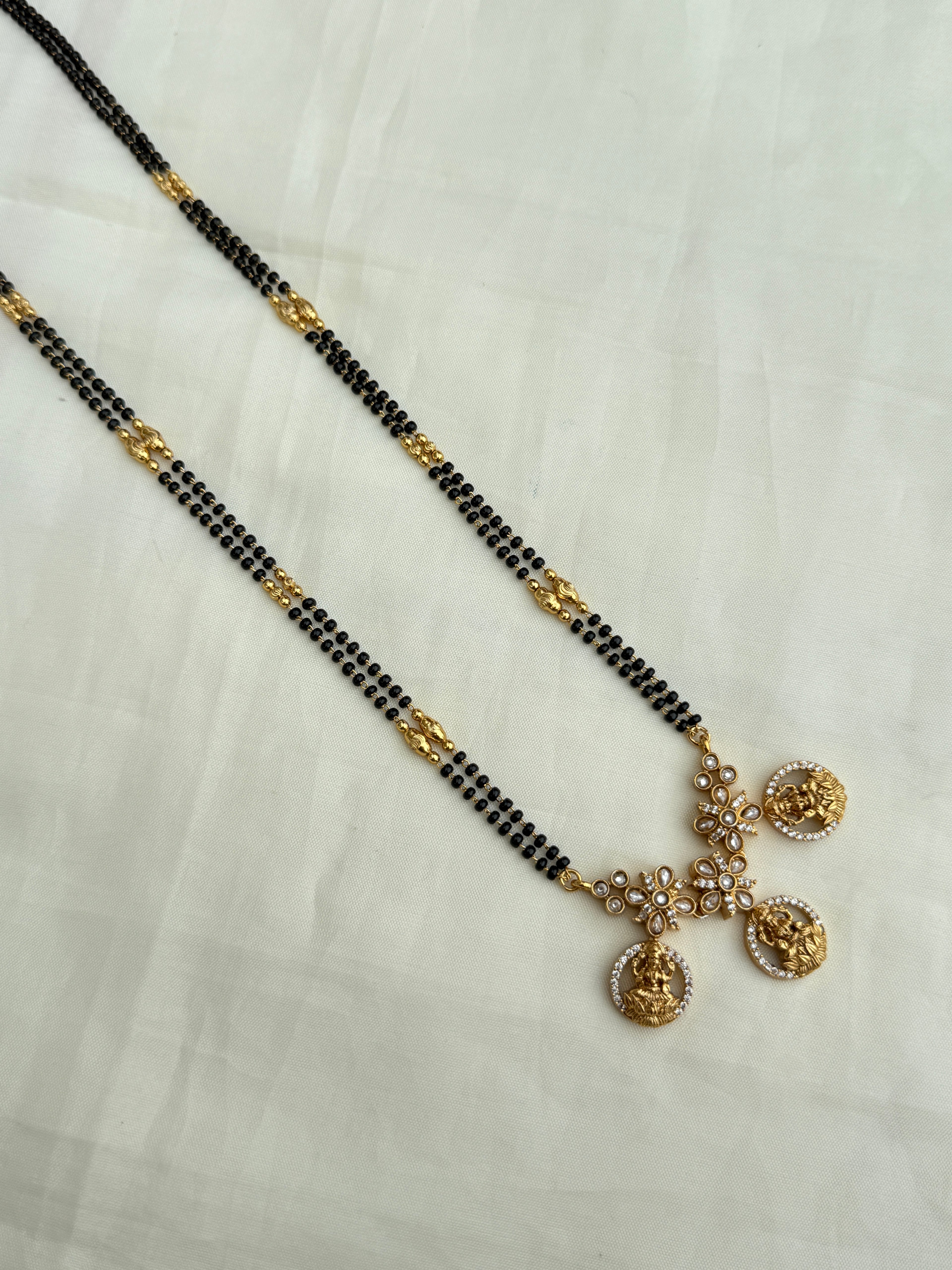 Bb017 lakshmi devi kundan 2 lines 24inches blackbeads