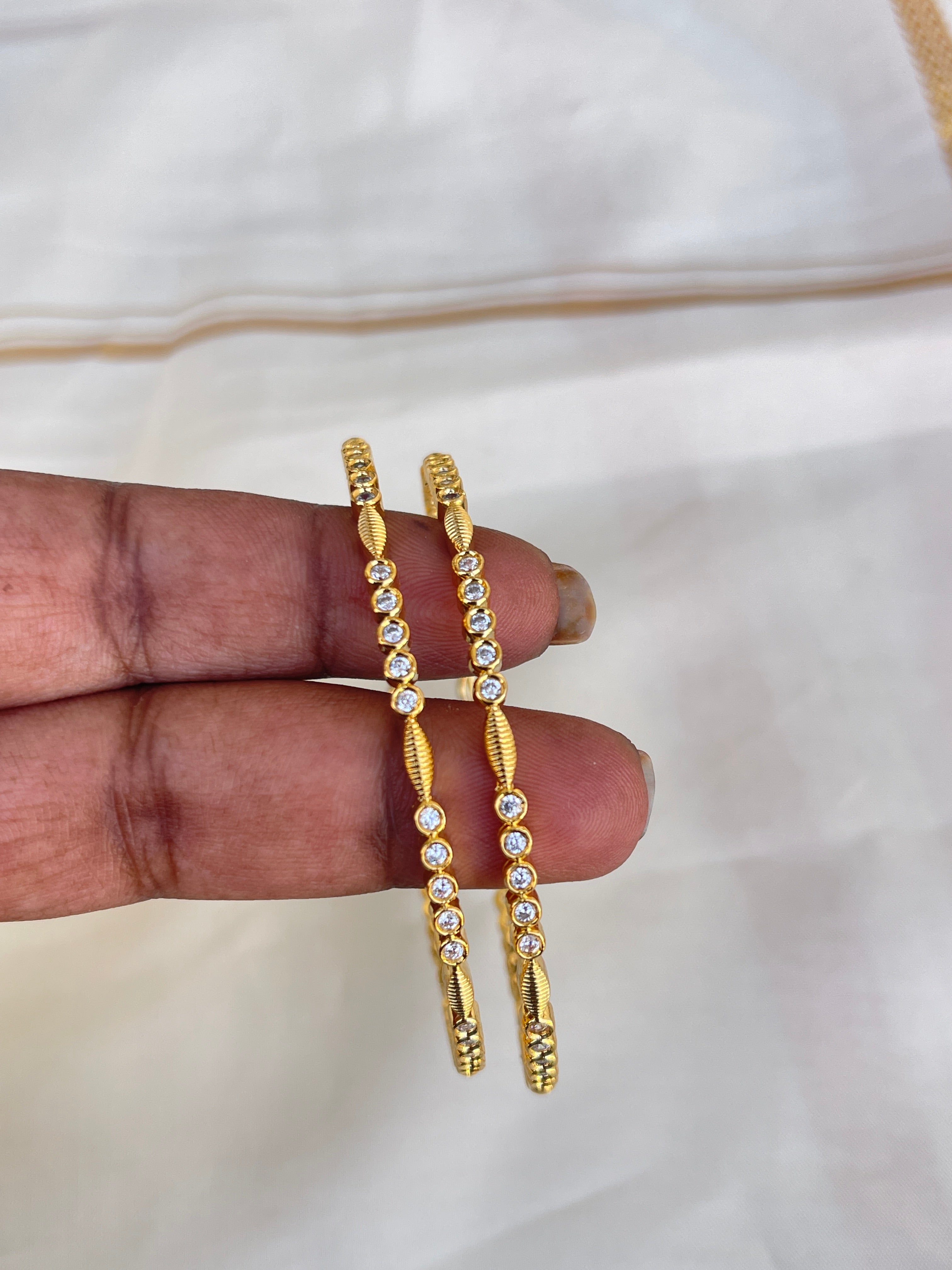 Diamond replicas available in 2-6 size bg1555 pb516 set of 4