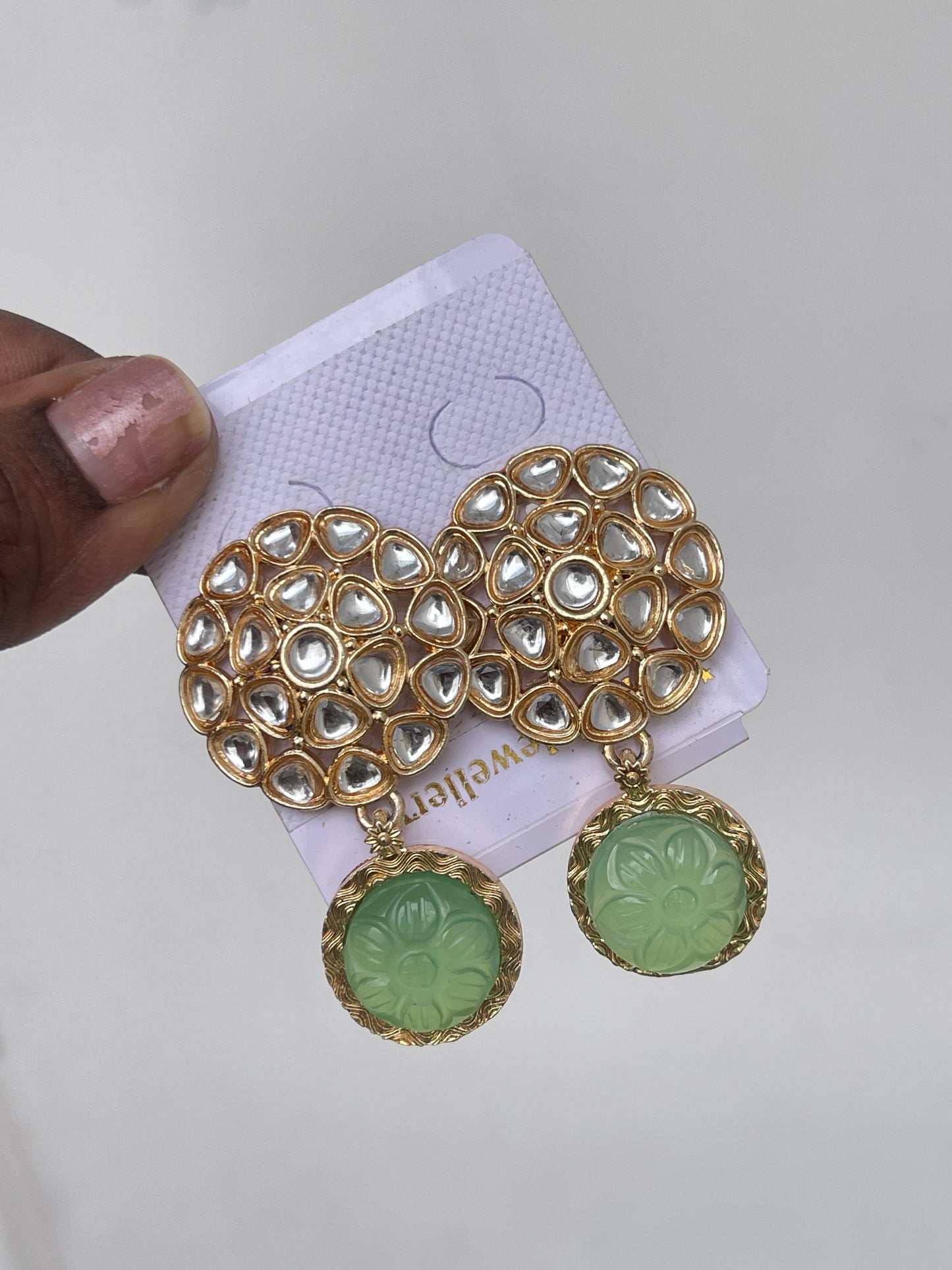 Round Kundan studs with stone hanging