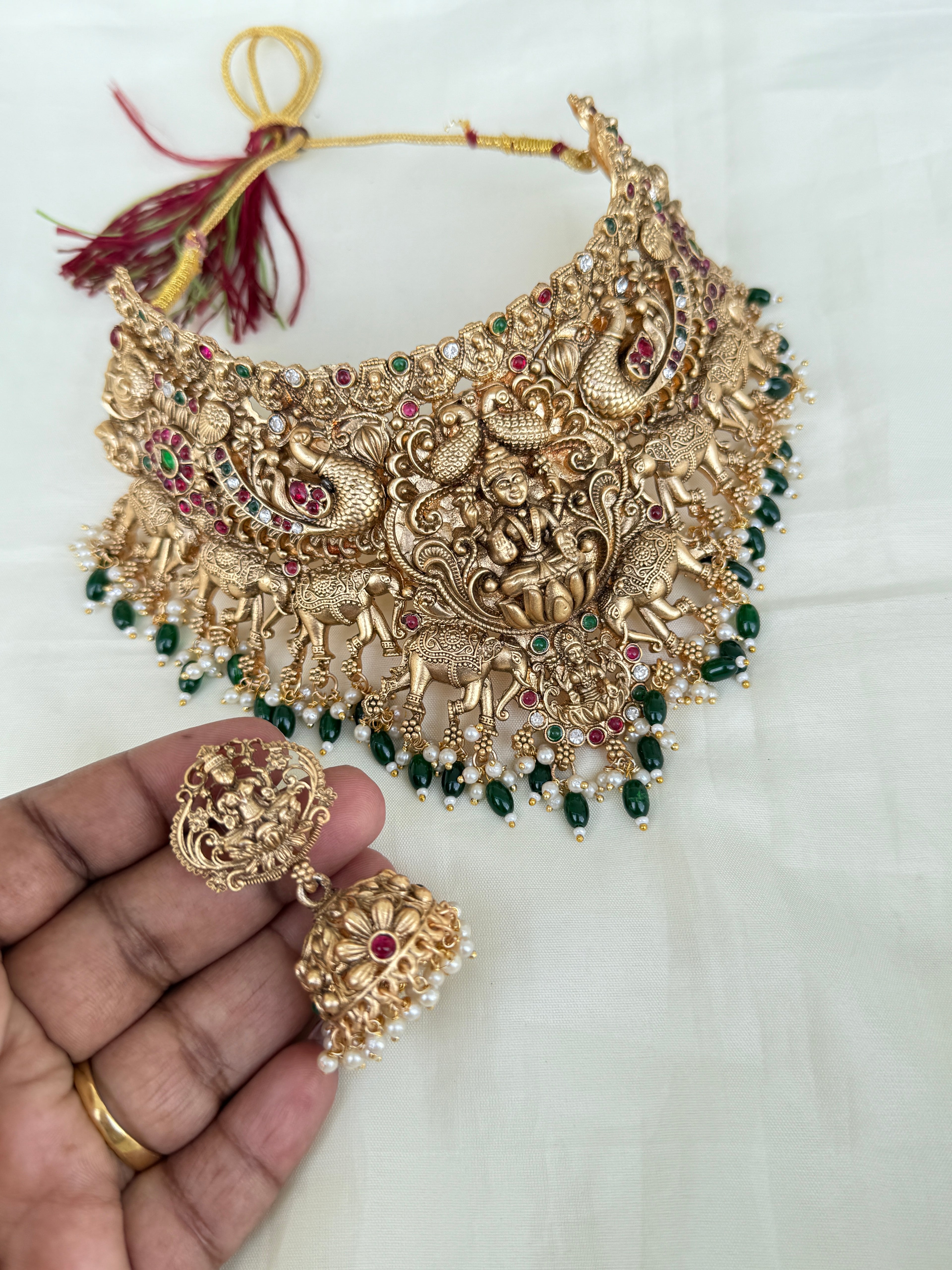 Ch008 heavy Lakshmi Devi choker with earrings