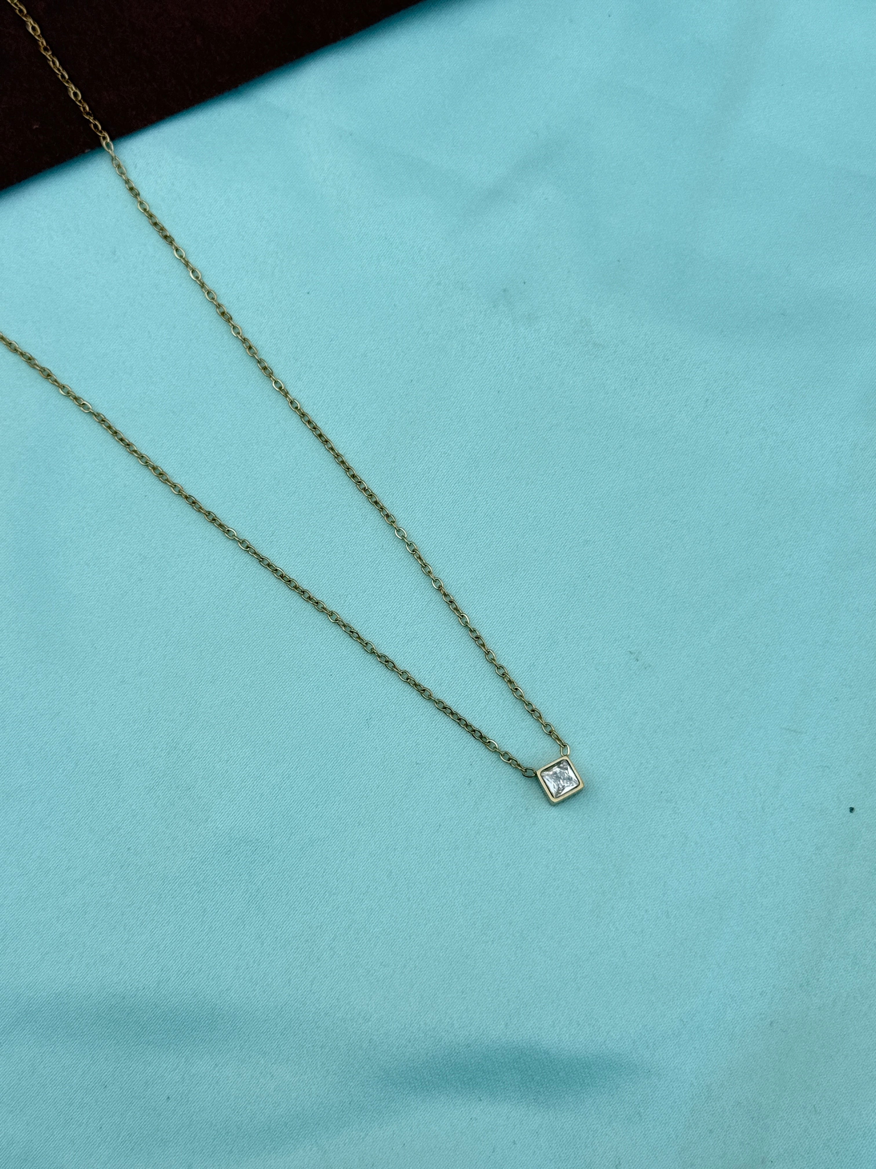 Dc046 anti tarnish single stone 18inches daily wear chain