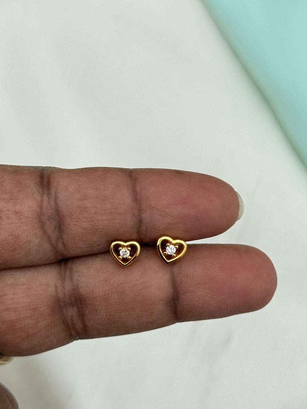 St175 heart middle stone back ball  second (2nd) tops studs