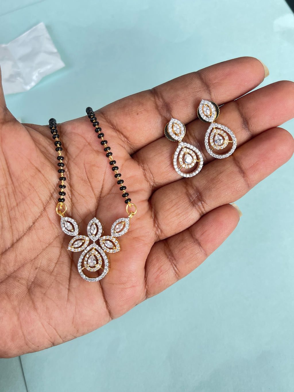 Diamond finish pendant earrings single line 18 inches blackbeads