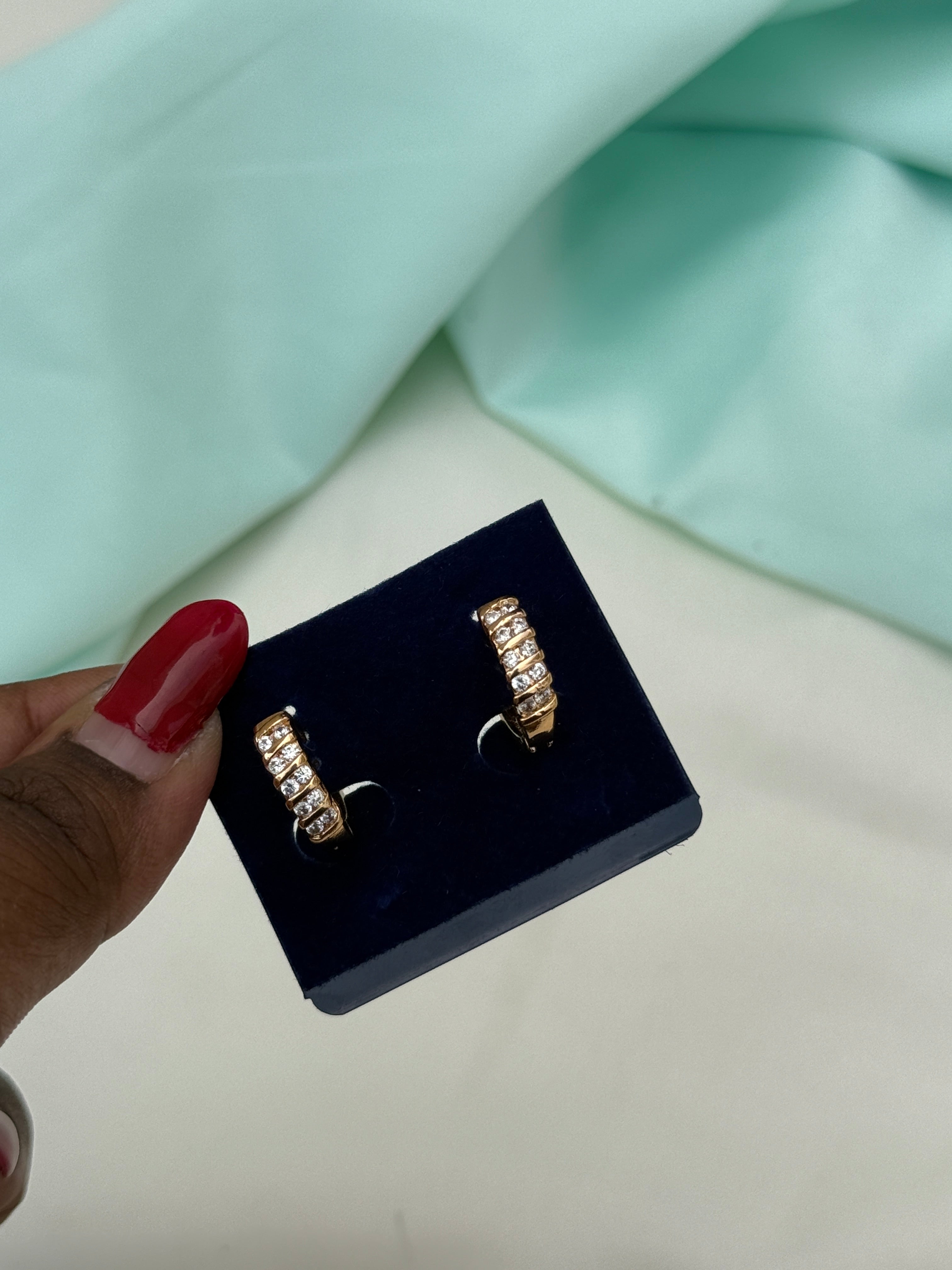 St082 anti tarnish hoops earrings