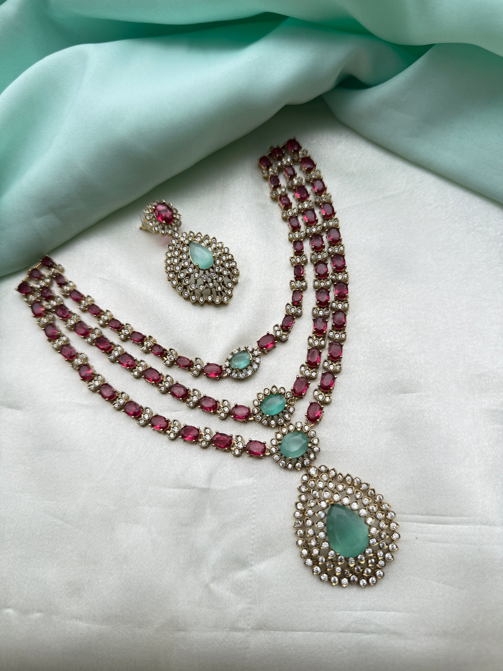 Unique Multi 3 layers neckset with drop earrings Ns267