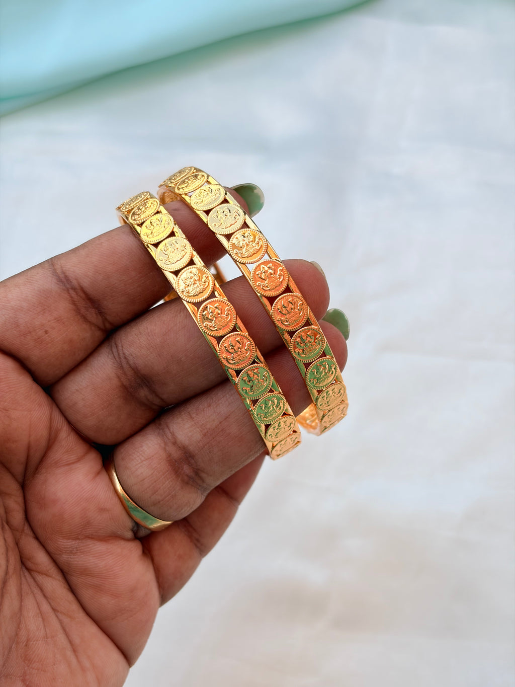 Lakshmidevi bangles sb700