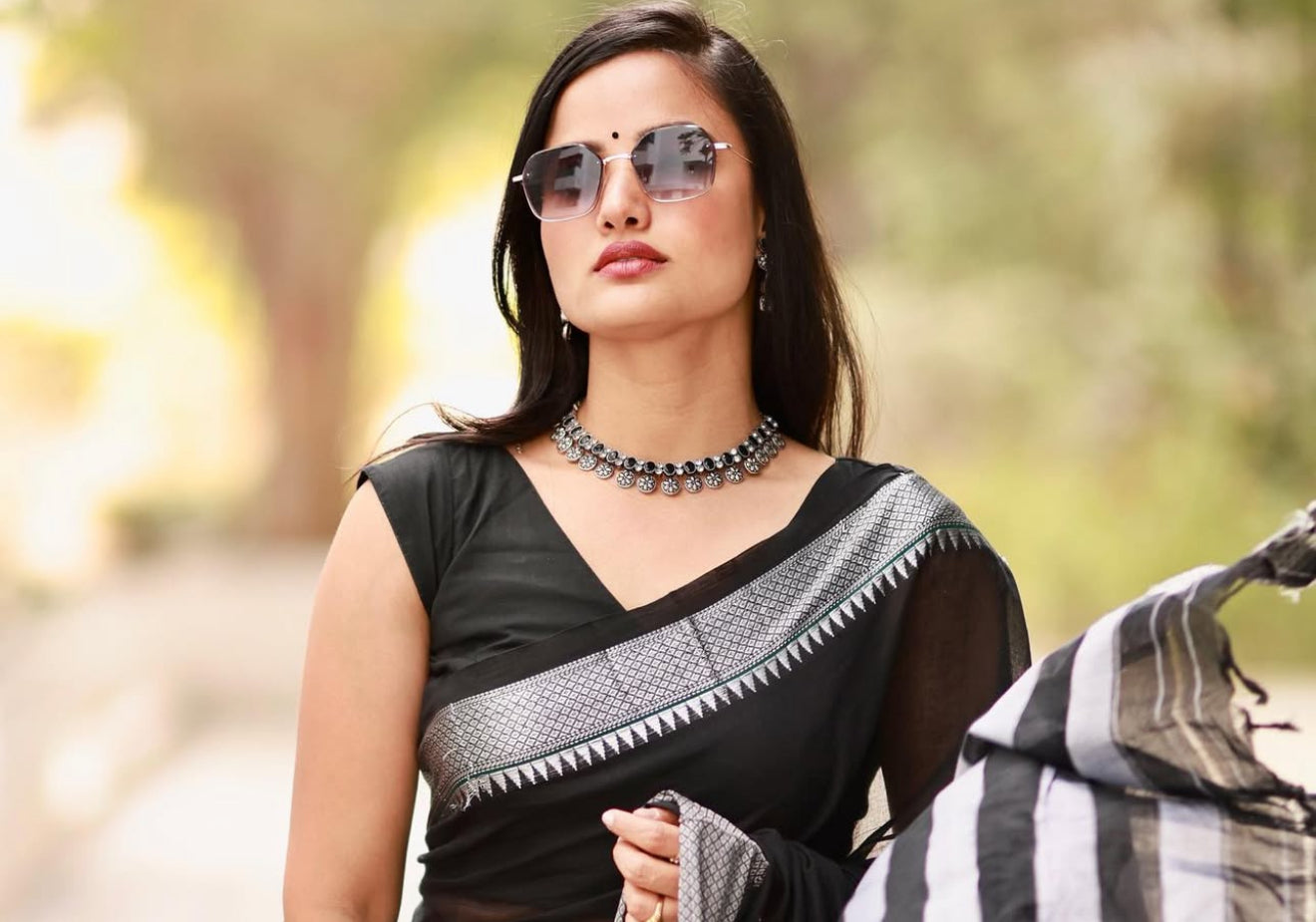 Ox106 beautiful multi Oxidised neckset