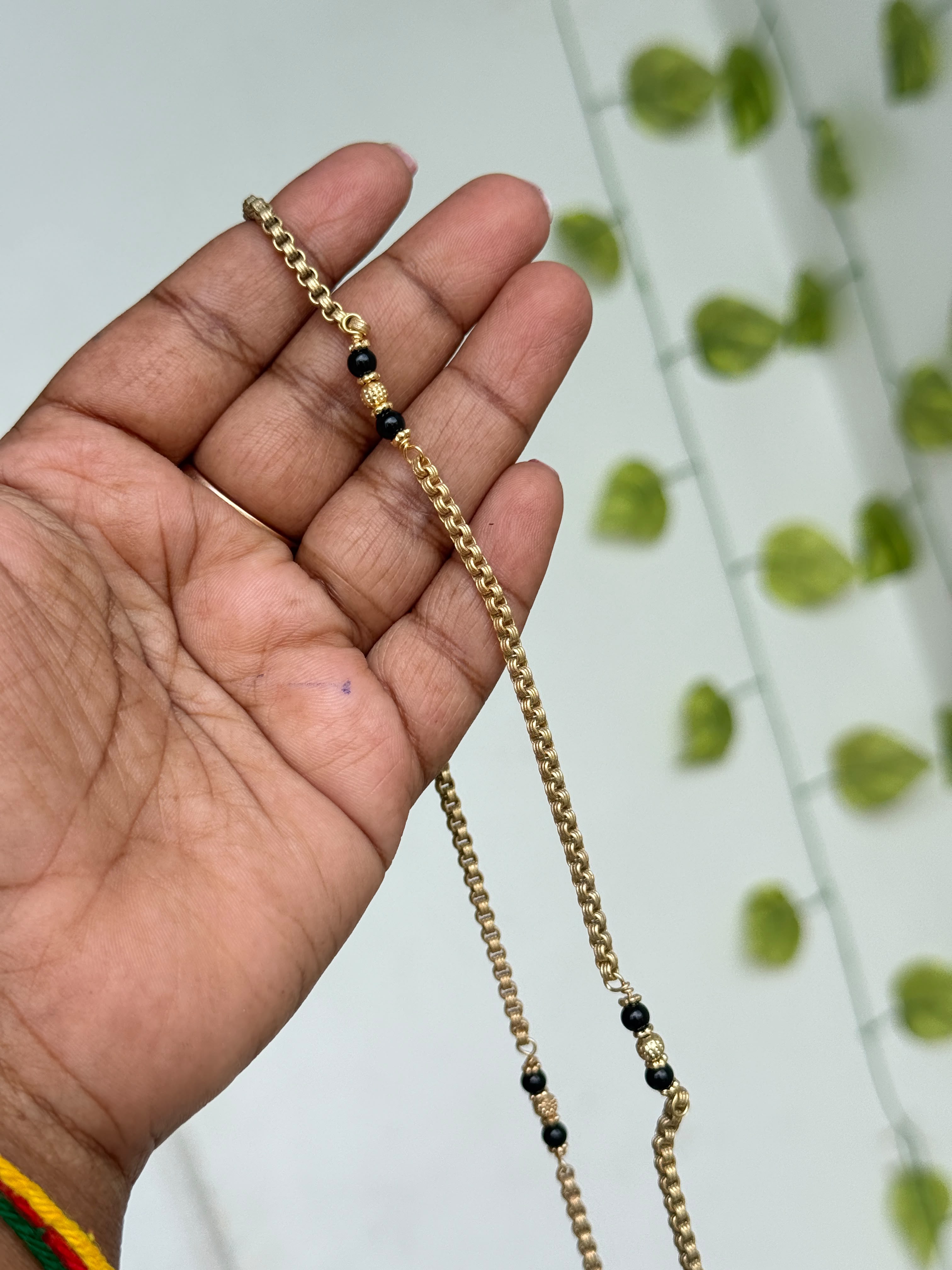TC067 24 inches thali chain with black bits