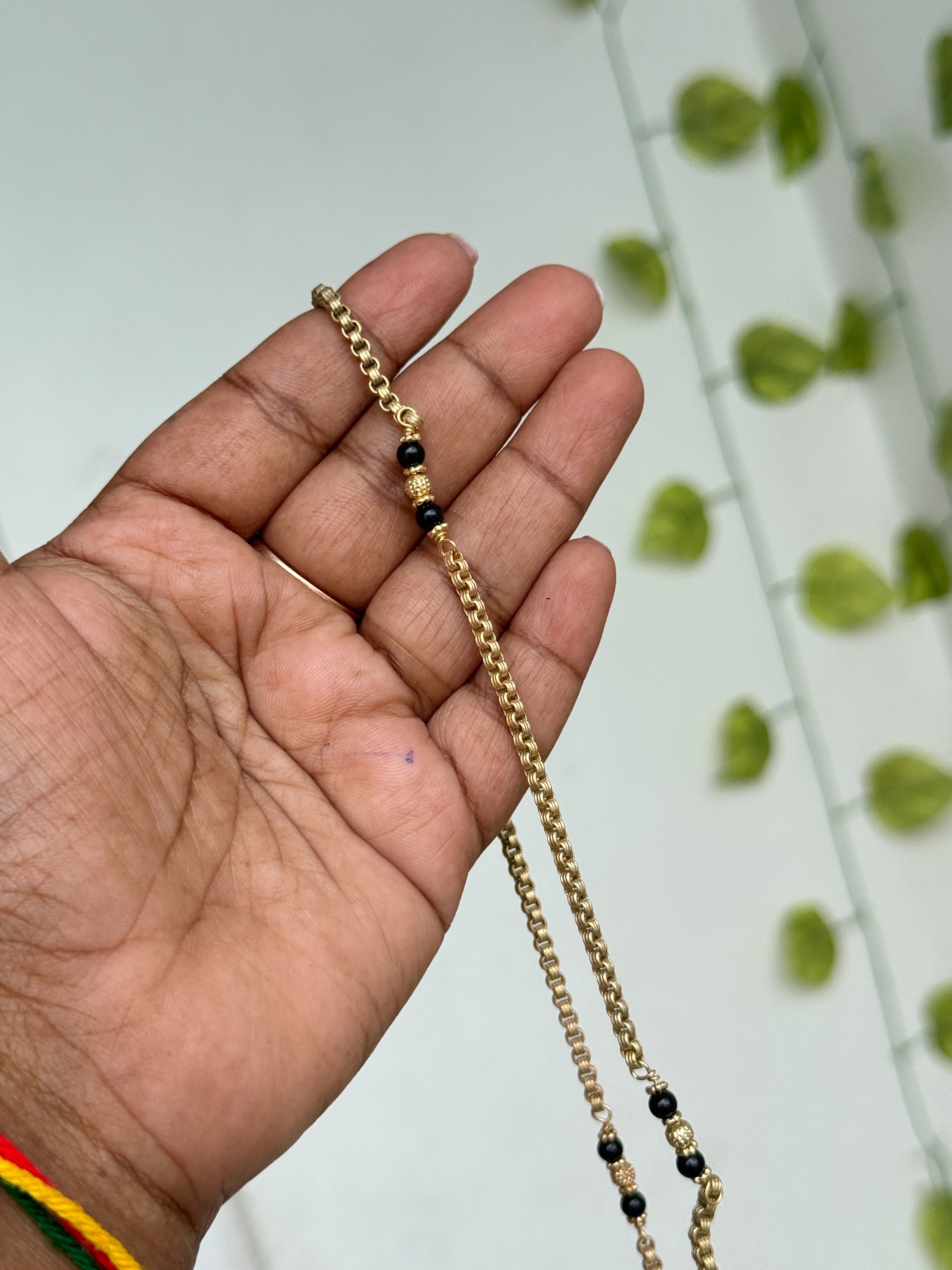 TC067 24 inches thali chain with black bits