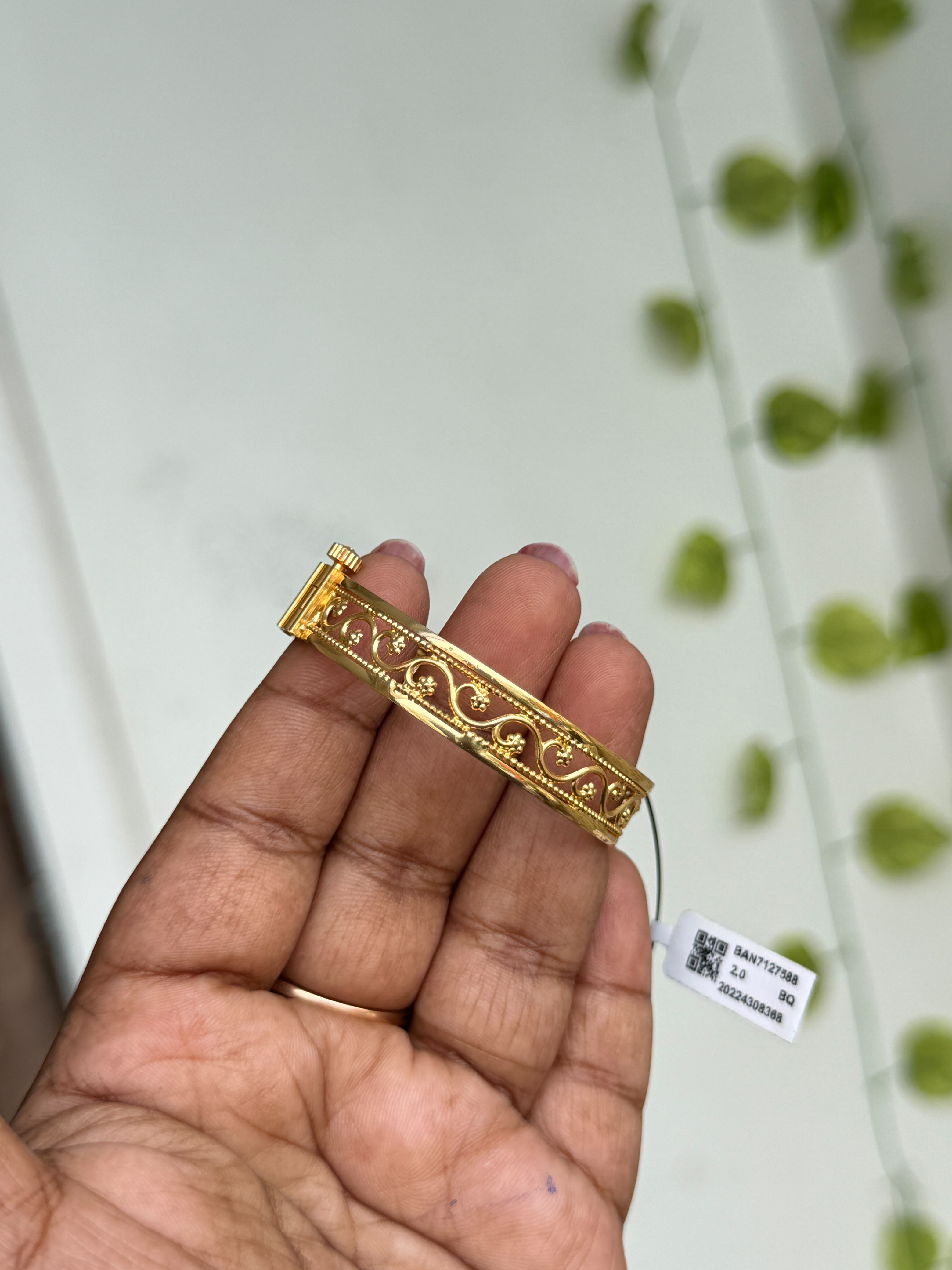 Kd066 Micropolish Openable Screw type kids Bangles
