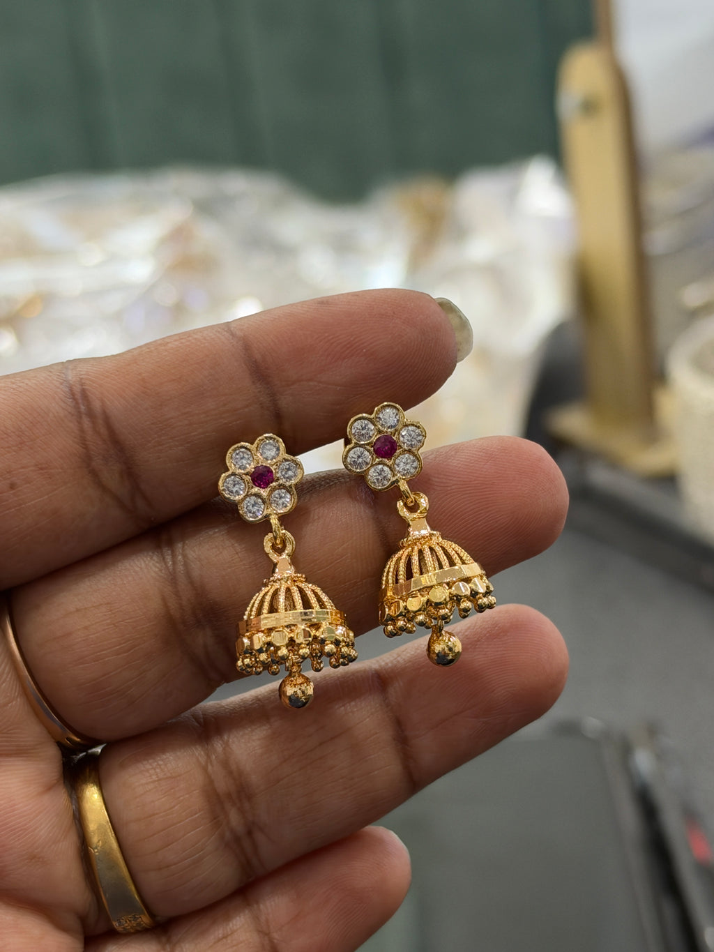 Ph605 Panchaloham butta back screw earrings
