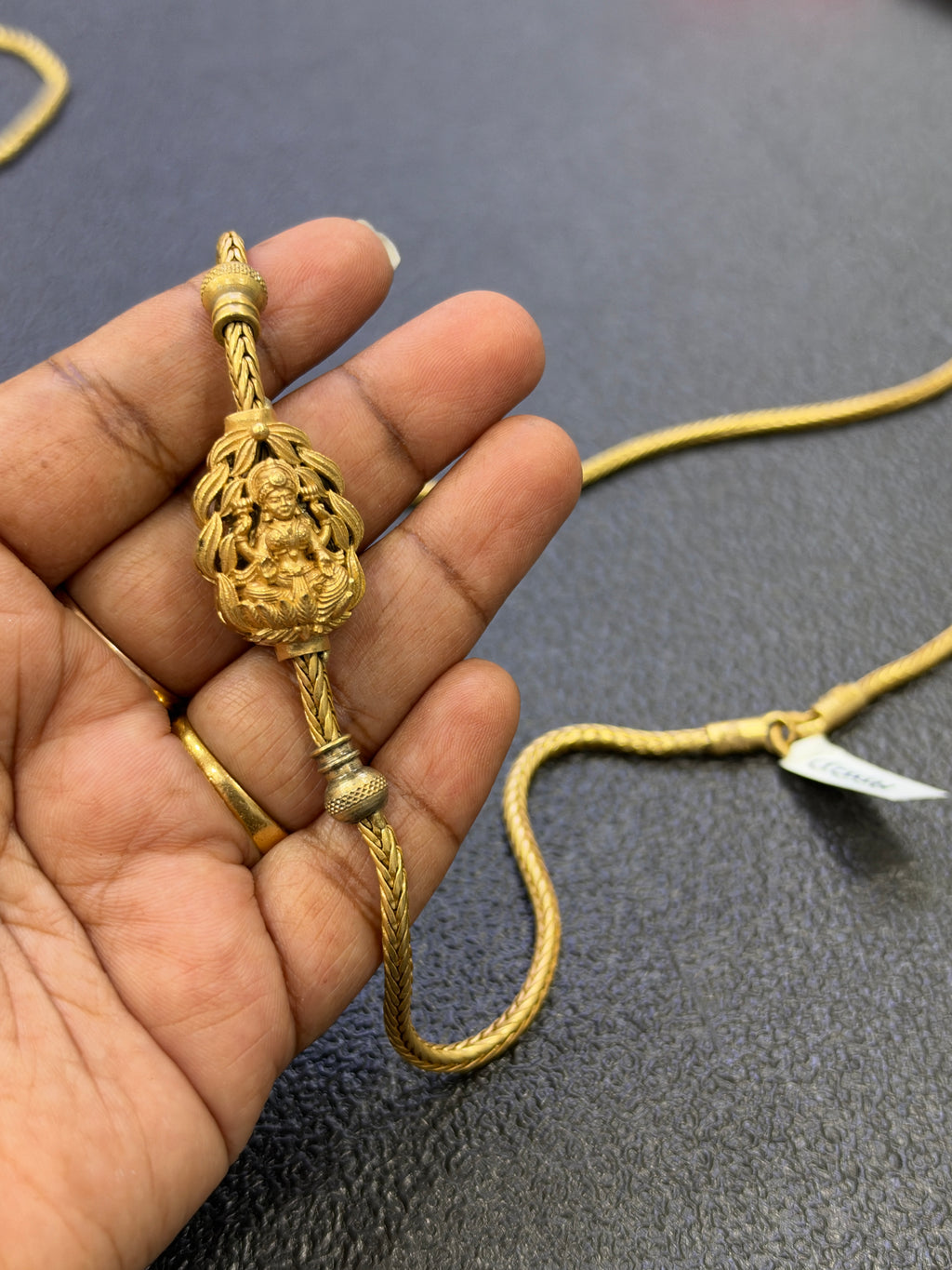 Tc642 panchaloham unpolished lakshmidevi side pendant thali chain 24 inches