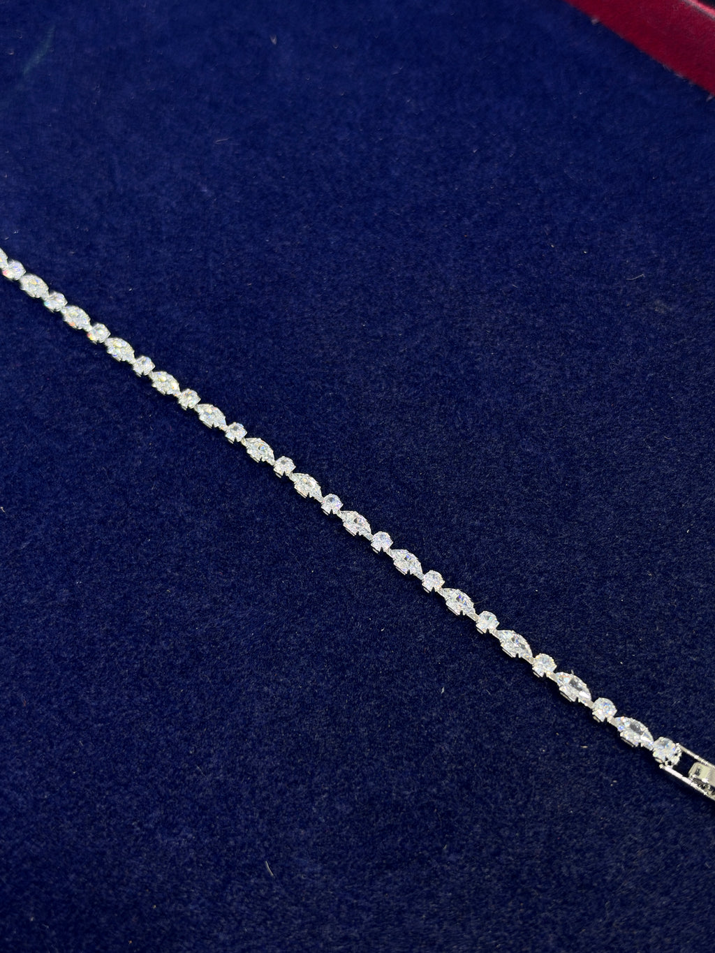 Br0018 tennis silver 7inches 2:6 size chain bracelet
