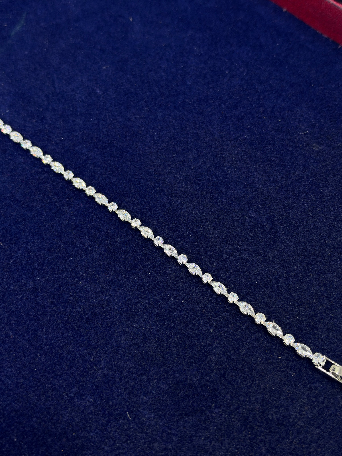 Br0018 tennis silver 7inches 2:6 size chain bracelet