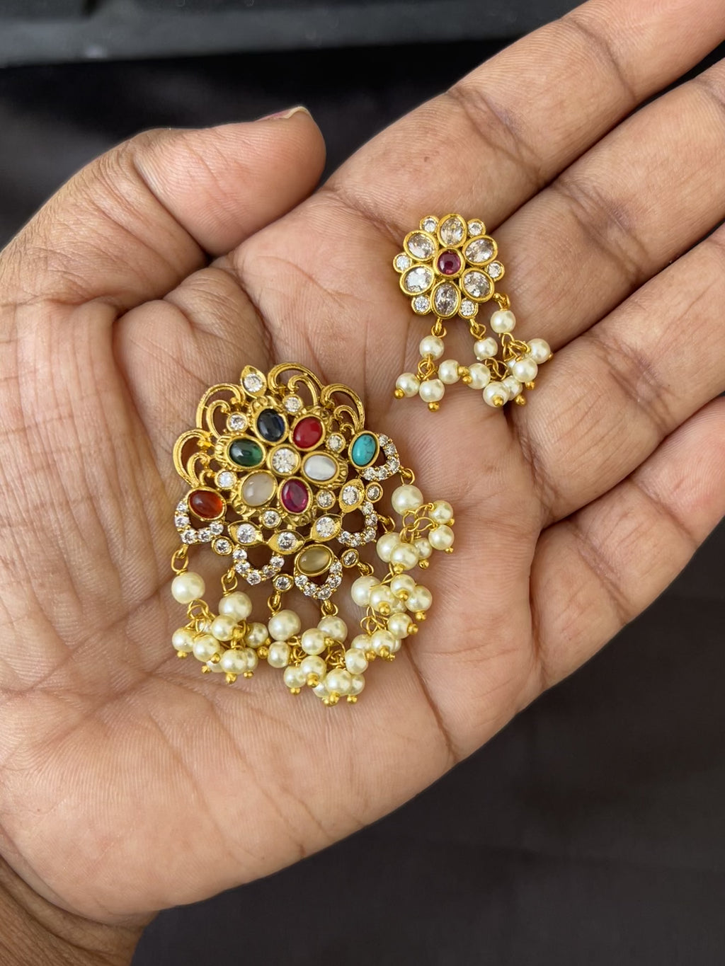 Navarathan pendent