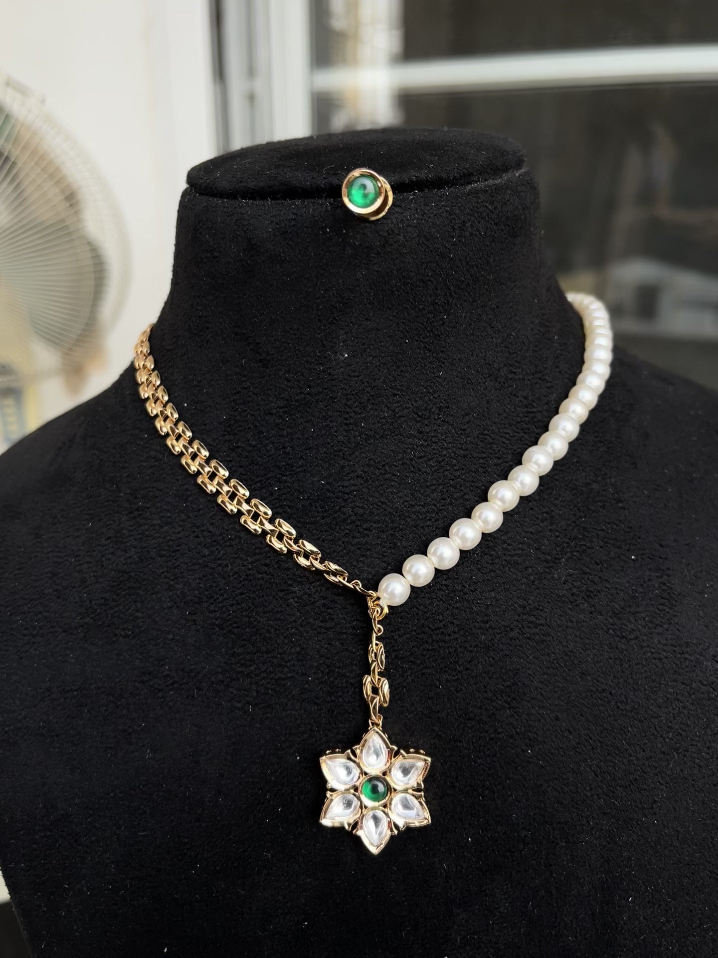 Western pearl necklinepc008