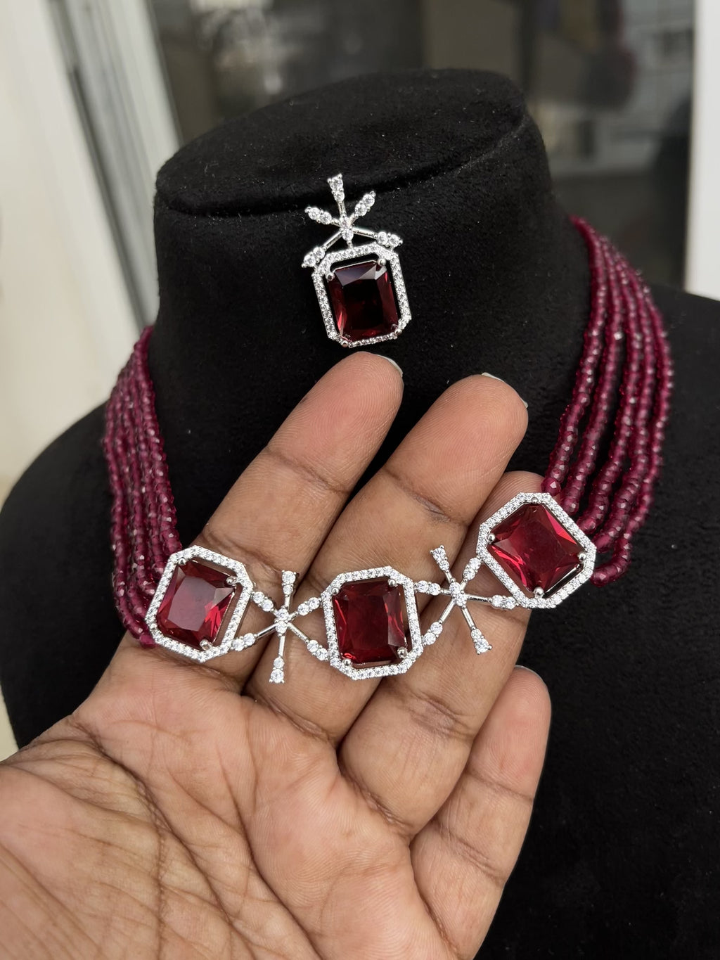 Beads Choker with Diamond Finish Pendent and Earrings pr008