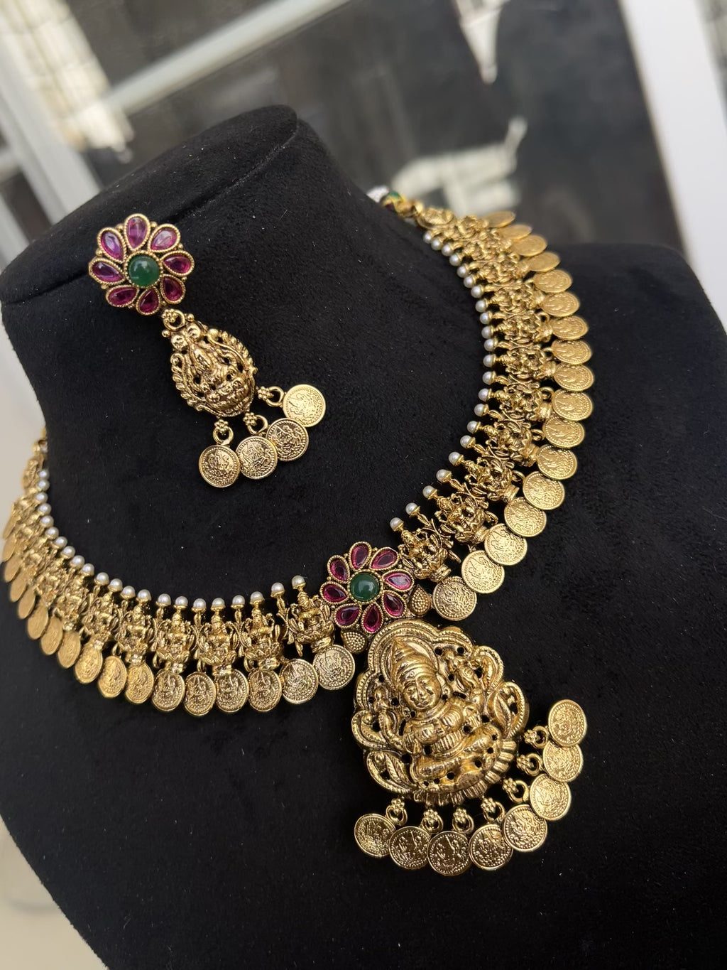 Kasulaperu with nakshi Lakshmi Devi neckset NK2001