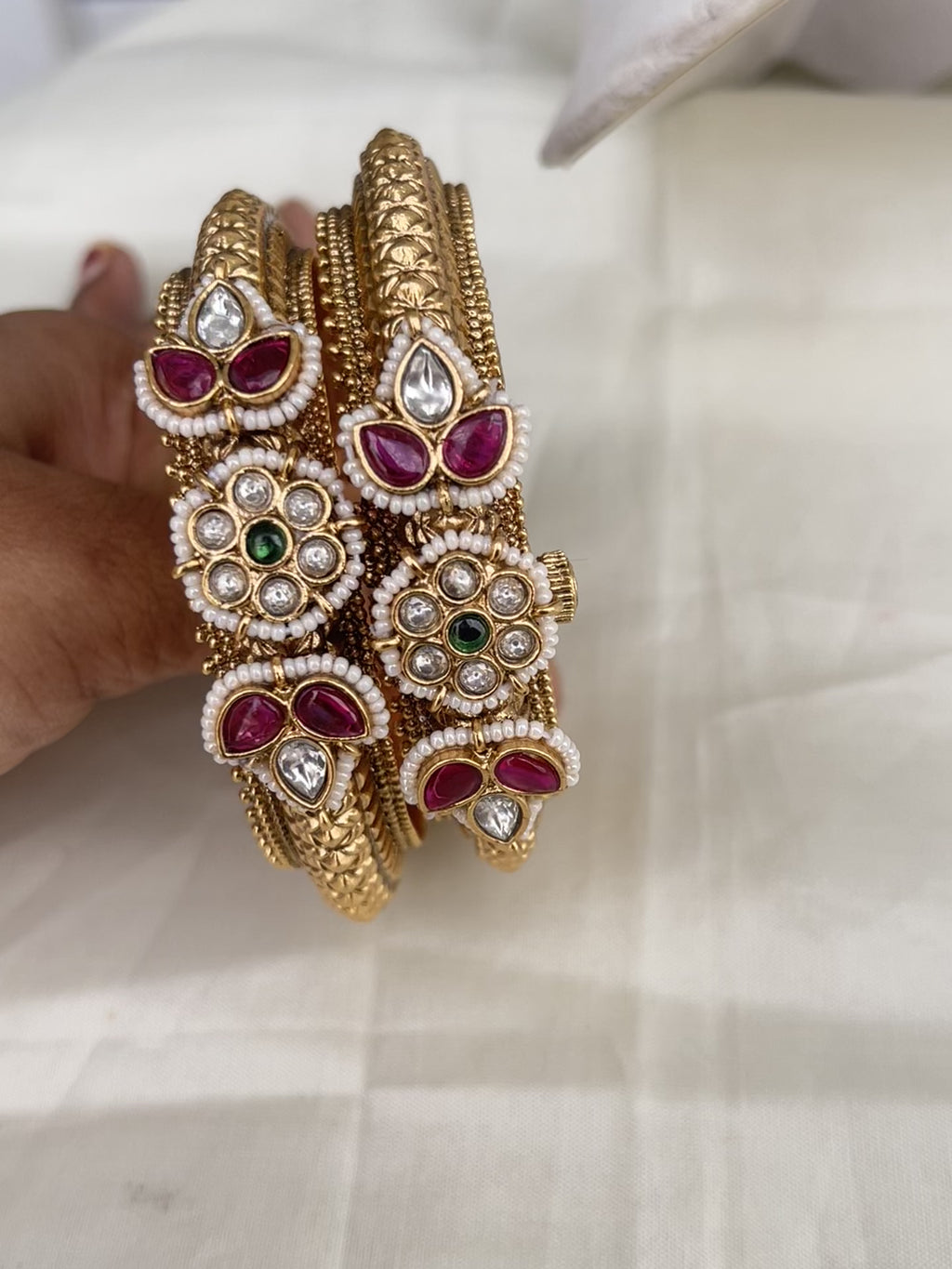 Pair of jadau kundan stone openable bangle
