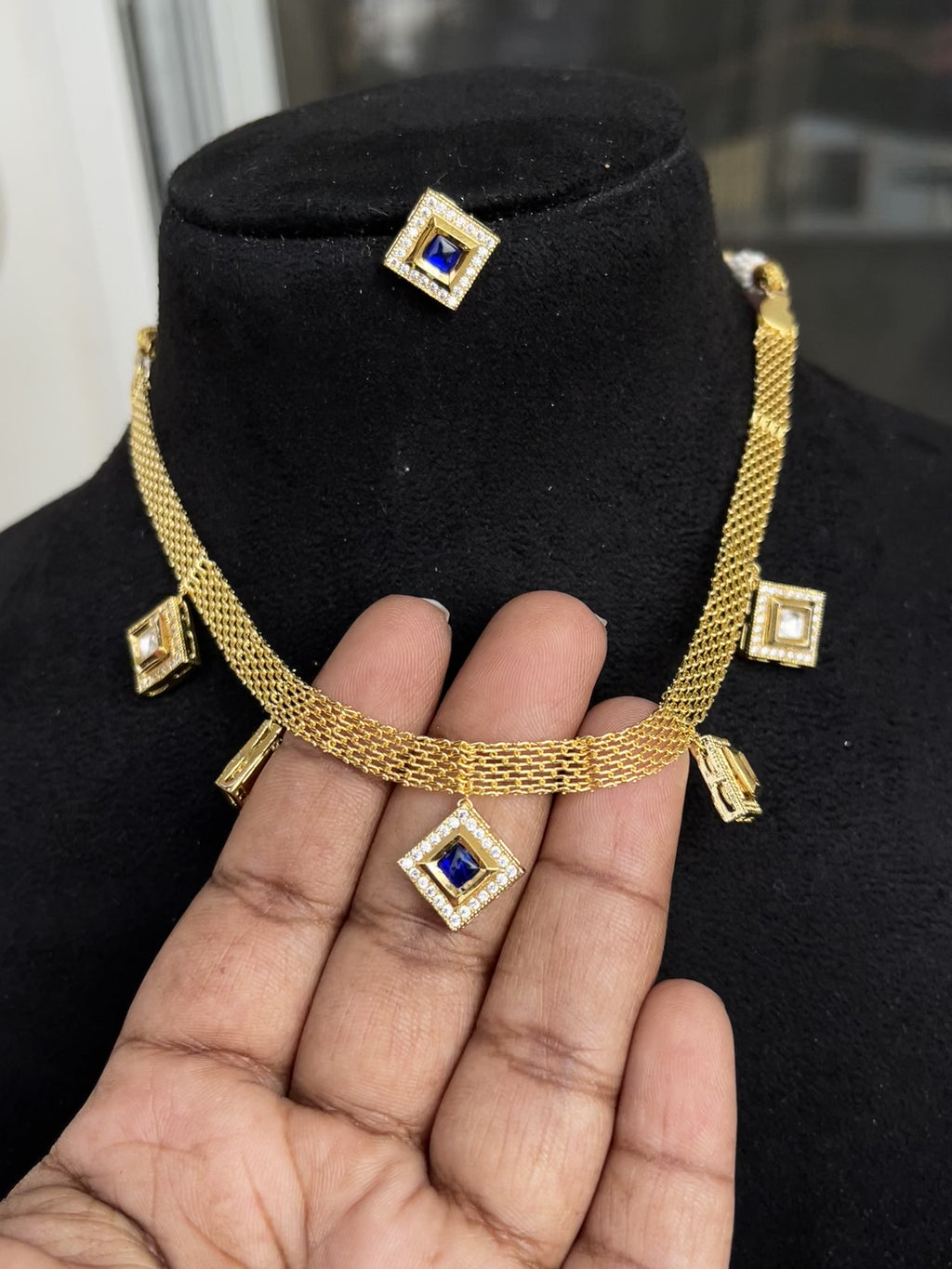 5 square simple neckset ns2004