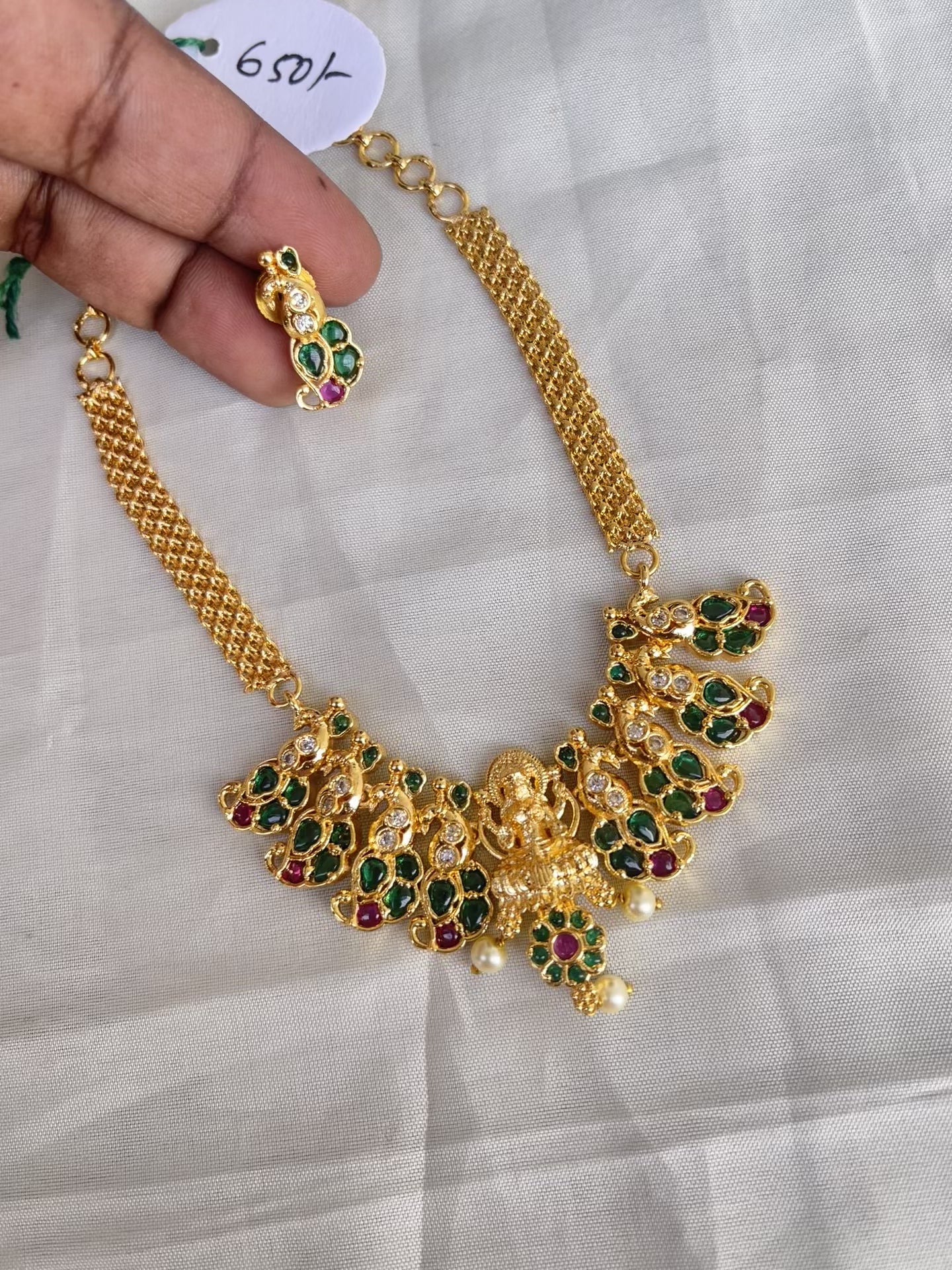 Short size Laxmi Devi neckset for kids ns2000
